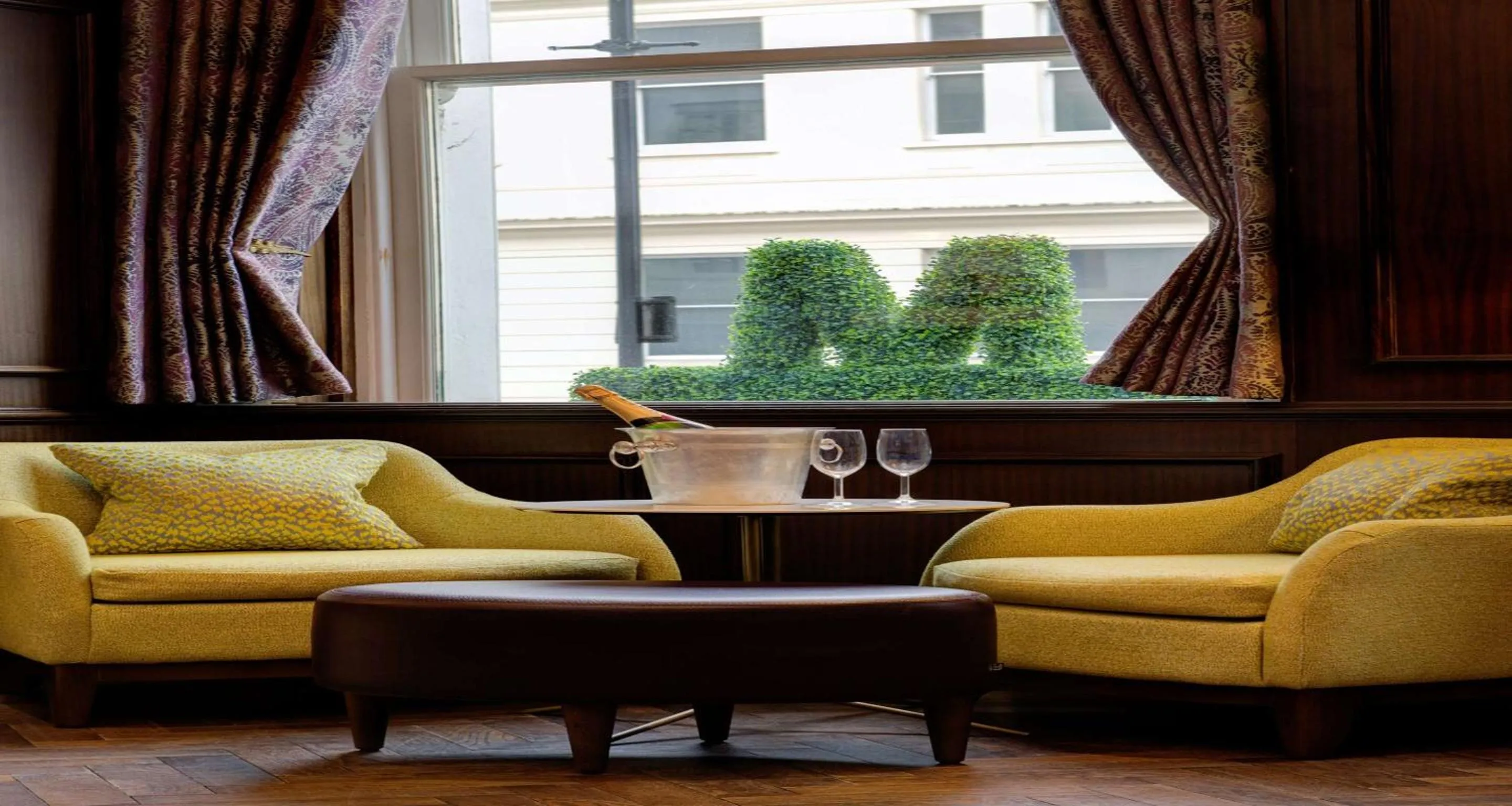 Restaurant/places to eat in Best Western Mornington Hotel Hyde Park