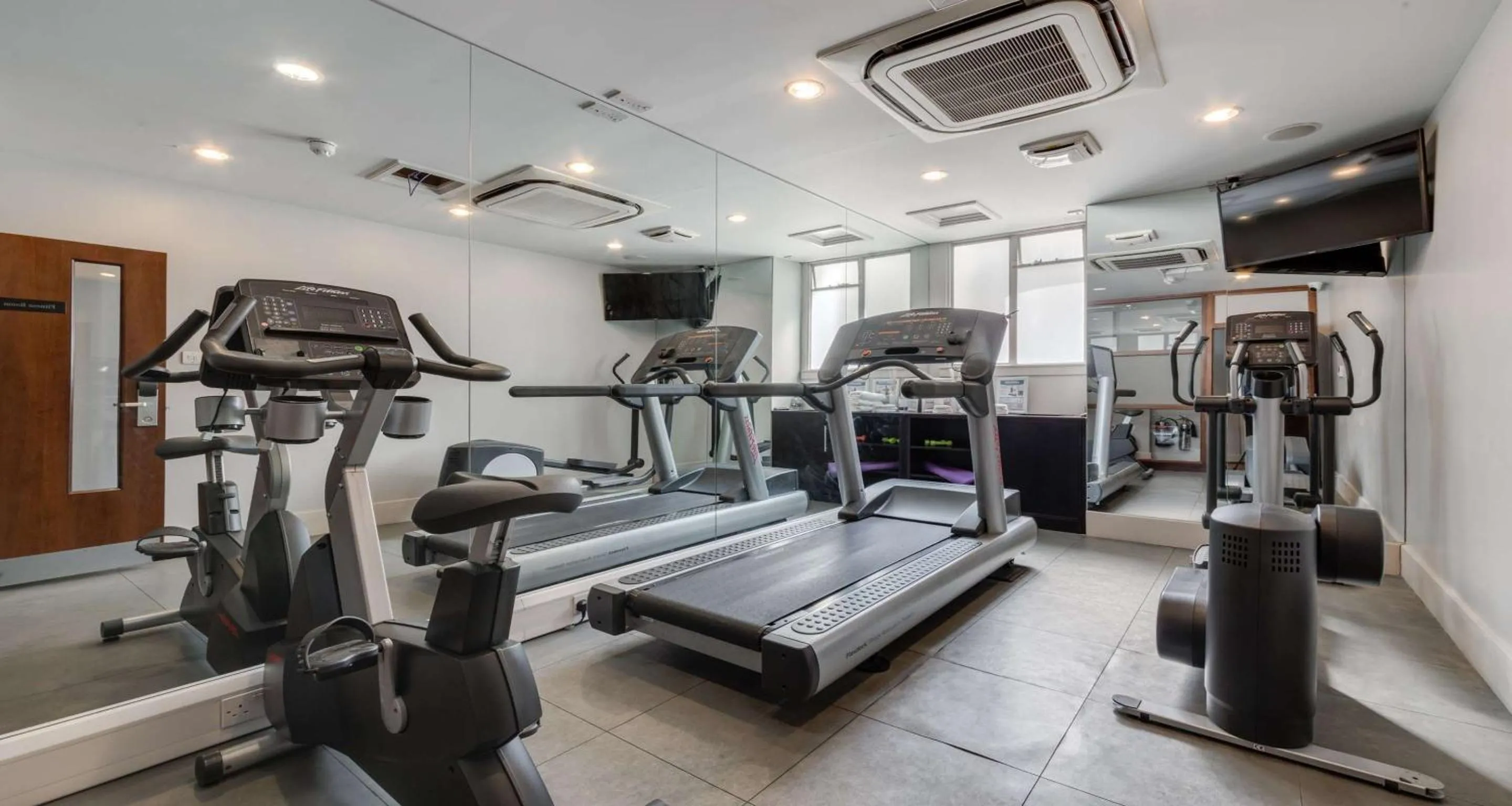 Fitness centre/facilities in Best Western Mornington Hotel Hyde Park