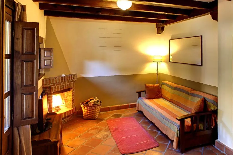 Living room in HOTEL RURAL ARREDONDO