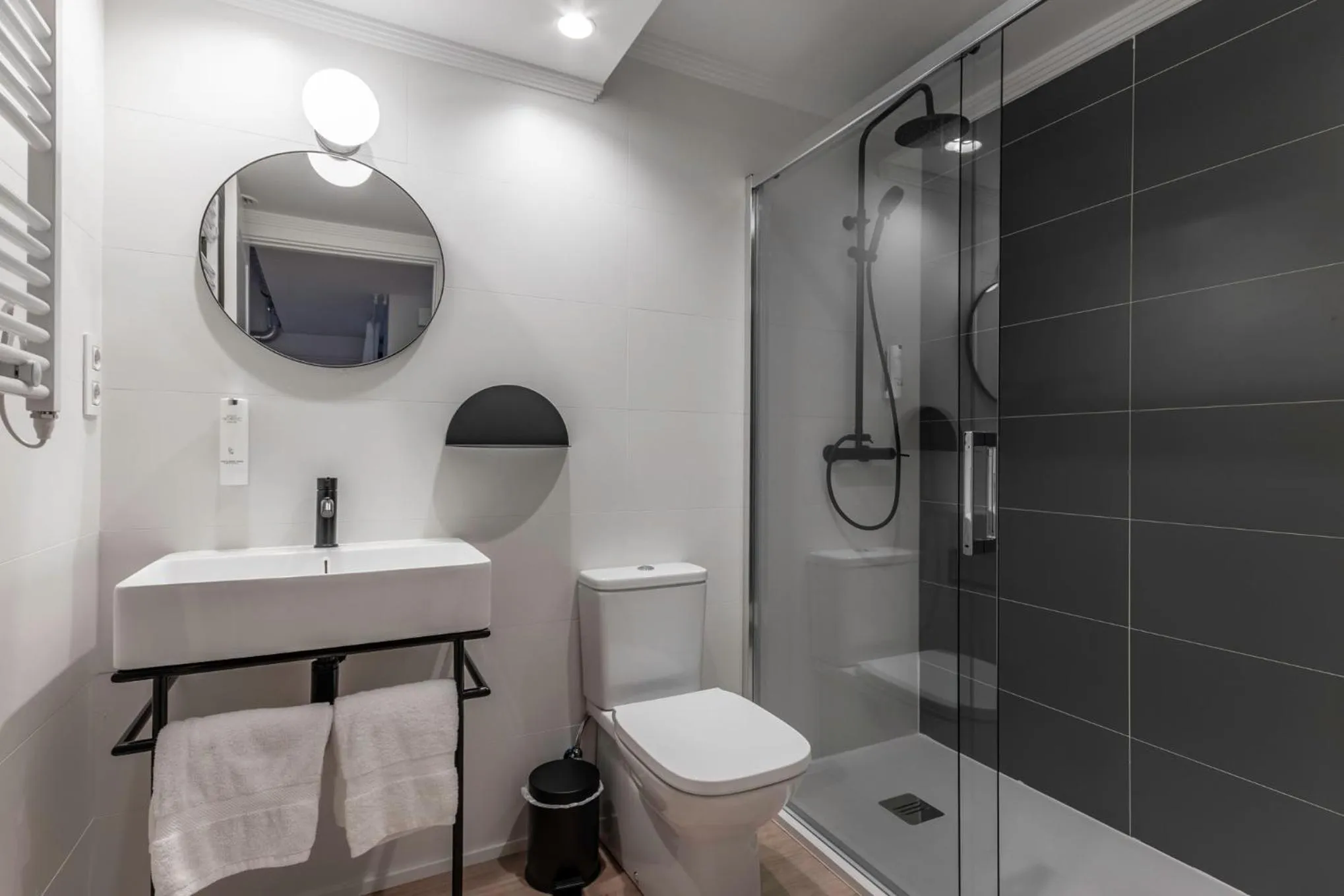 Bathroom in B48 Bilbao Abando