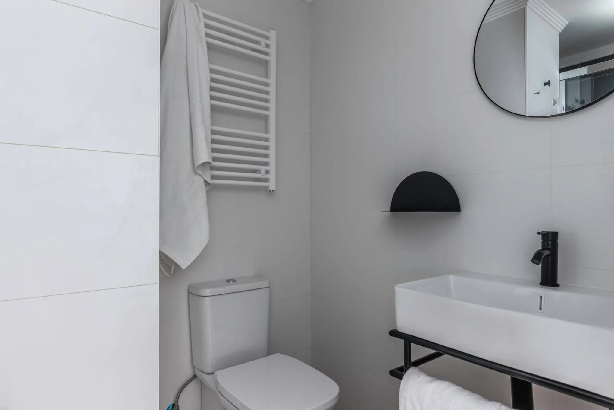 Bathroom in B48 Bilbao Abando