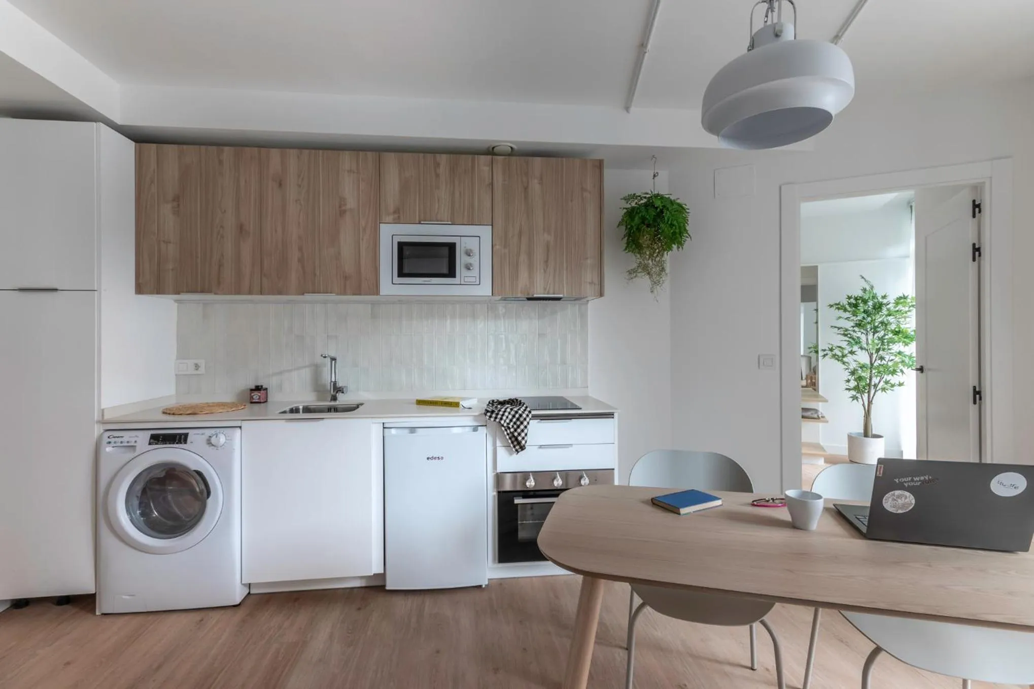 Kitchen or kitchenette in B48 Bilbao Abando