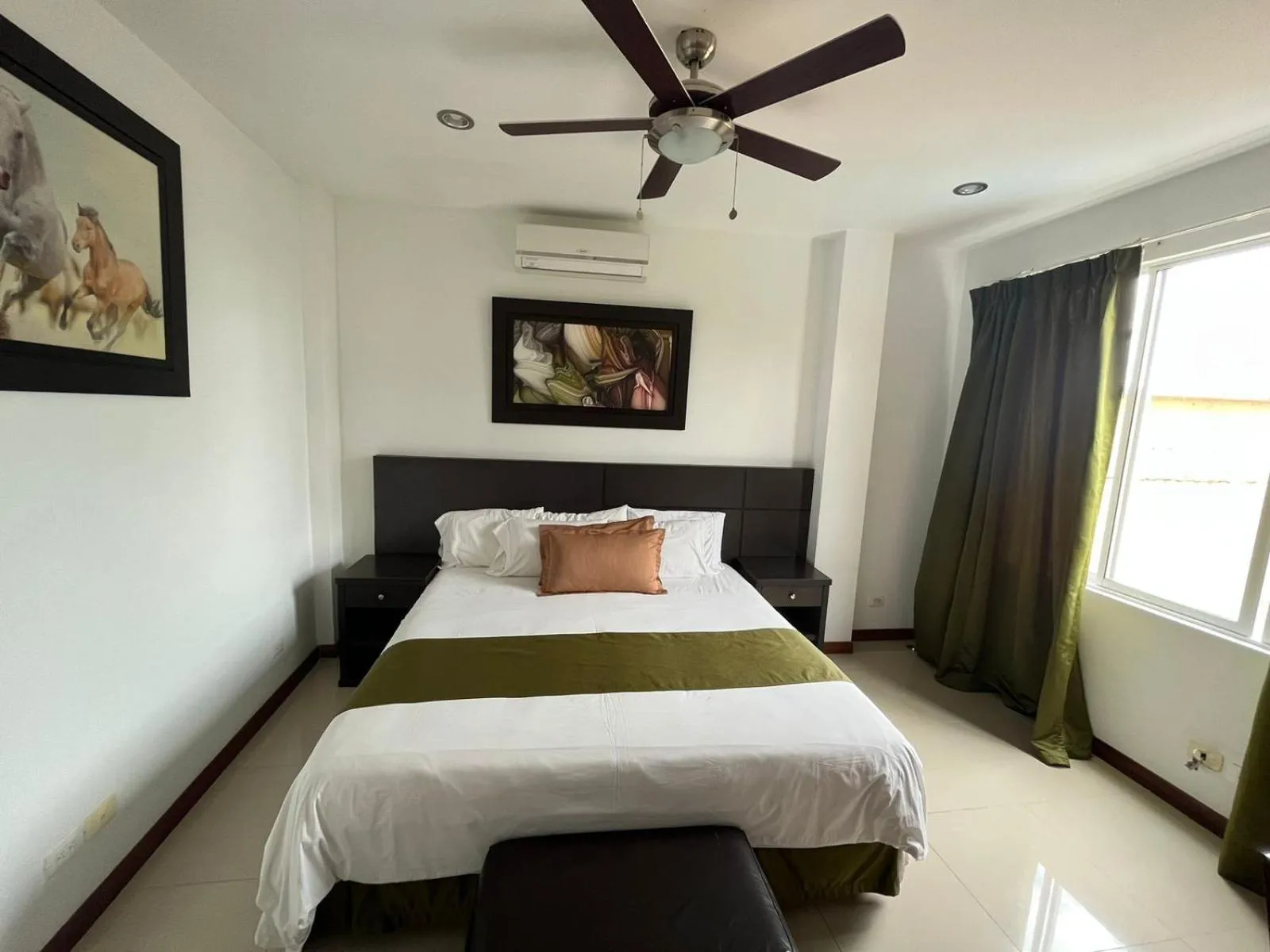 Bed in Serenity Suites Casa Boutique