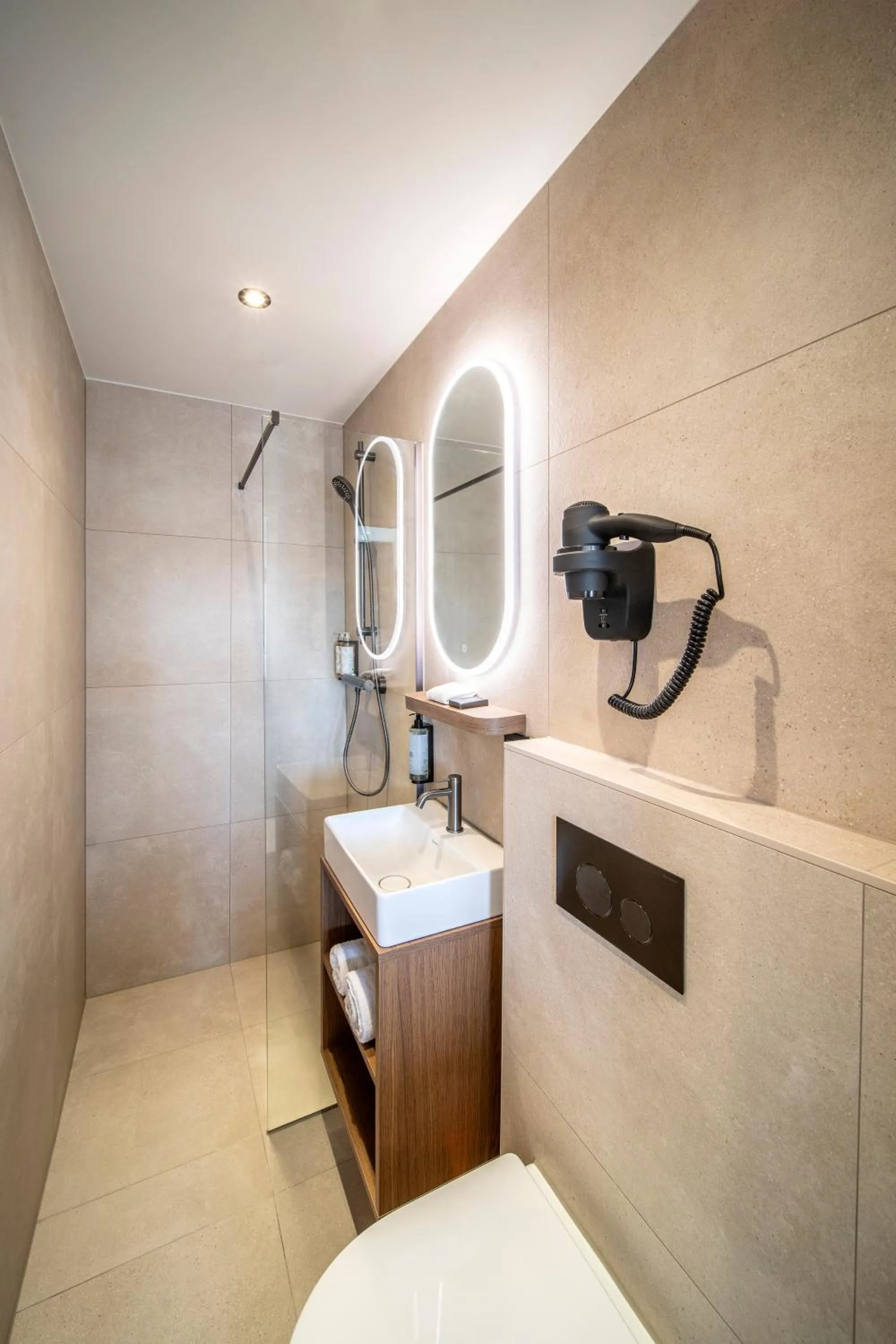 Bathroom in Hotel Nes Amsterdam