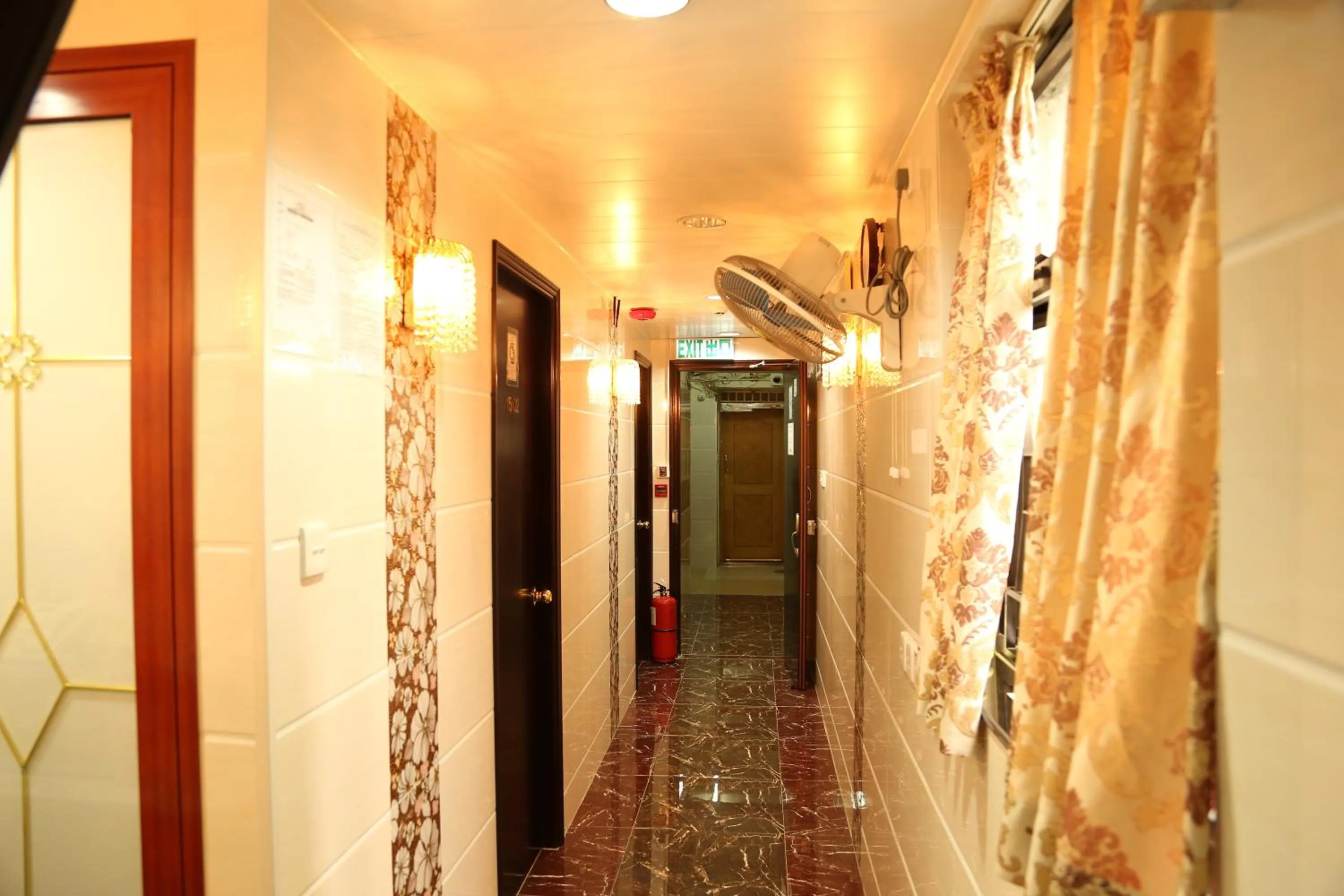 Lobby or reception in Holland Guest House