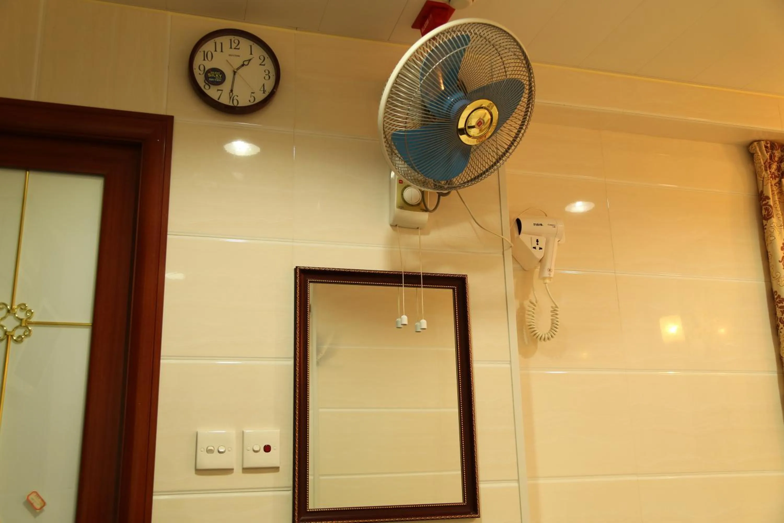 Decorative detail in Holland Guest House