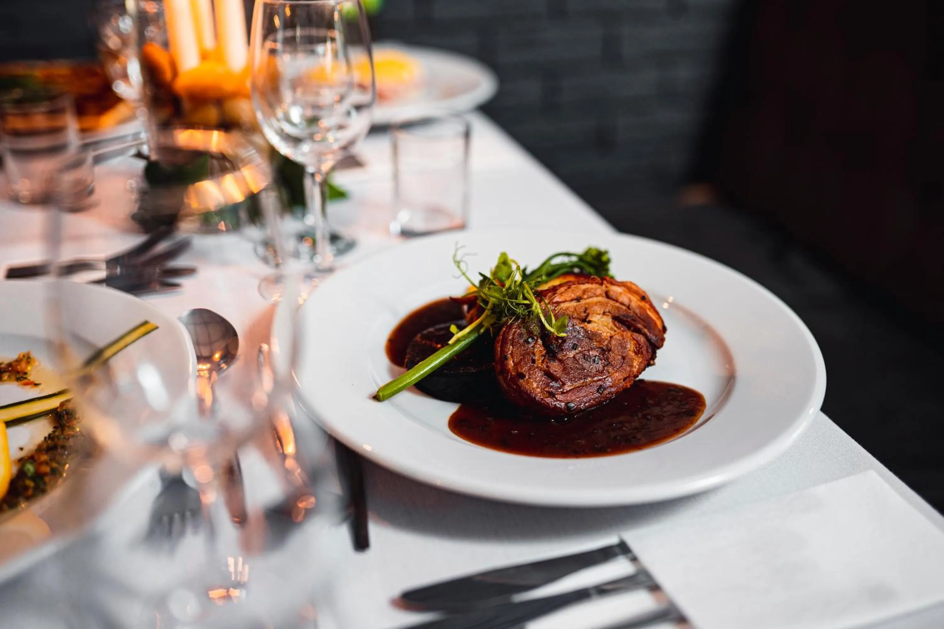 Restaurant/places to eat in Borough Arms Hotel