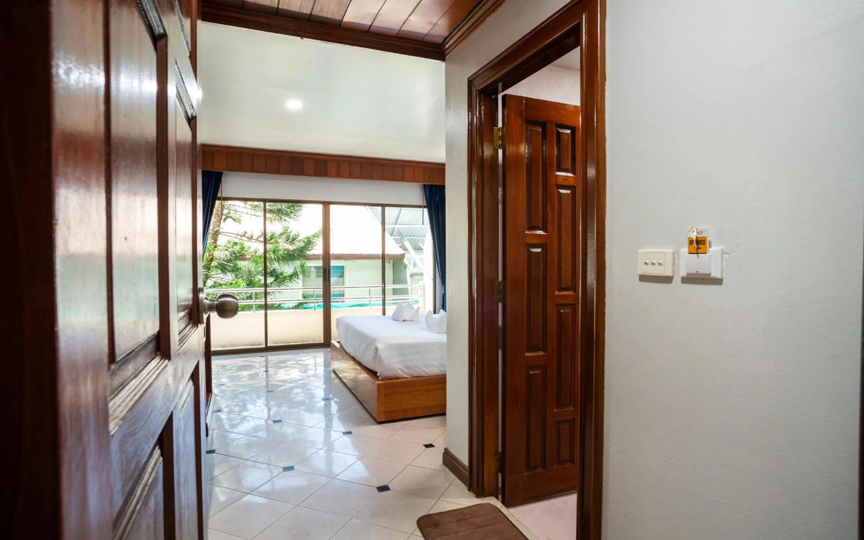 Floor plan, Bed in GP House Phuket Patong Beach