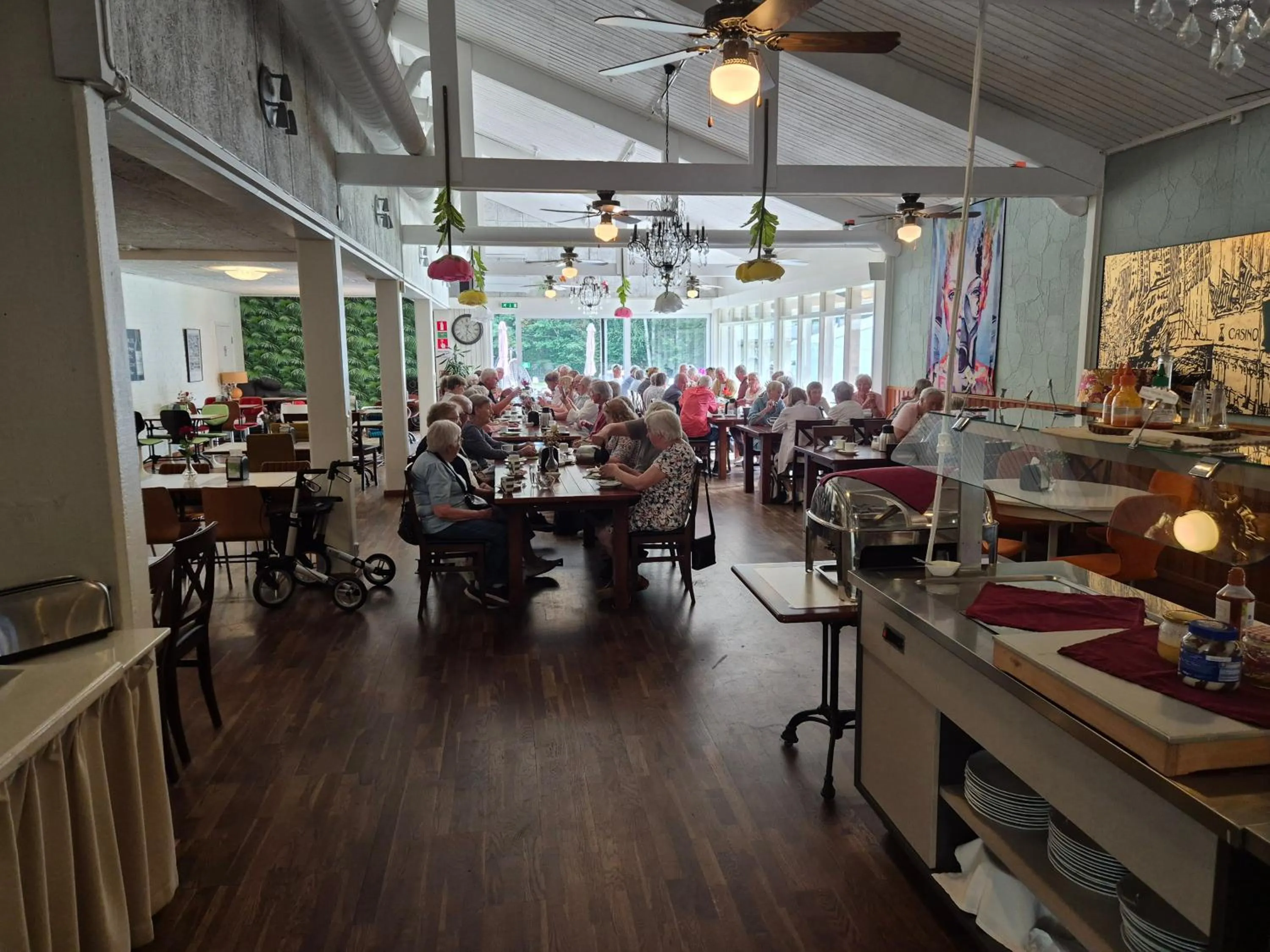 Restaurant/places to eat in Hotel Fritza