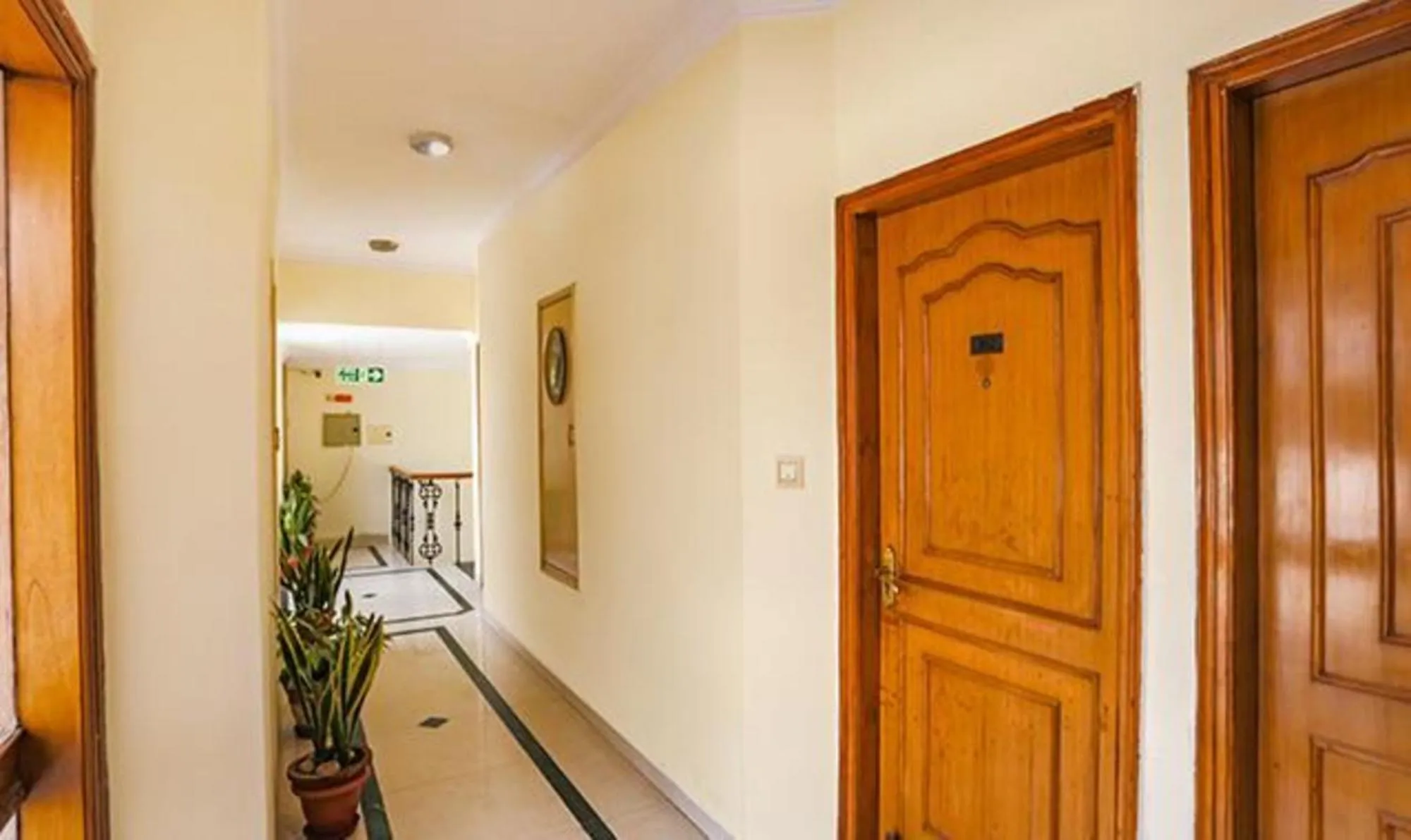 Lobby or reception in FabHotel Altus