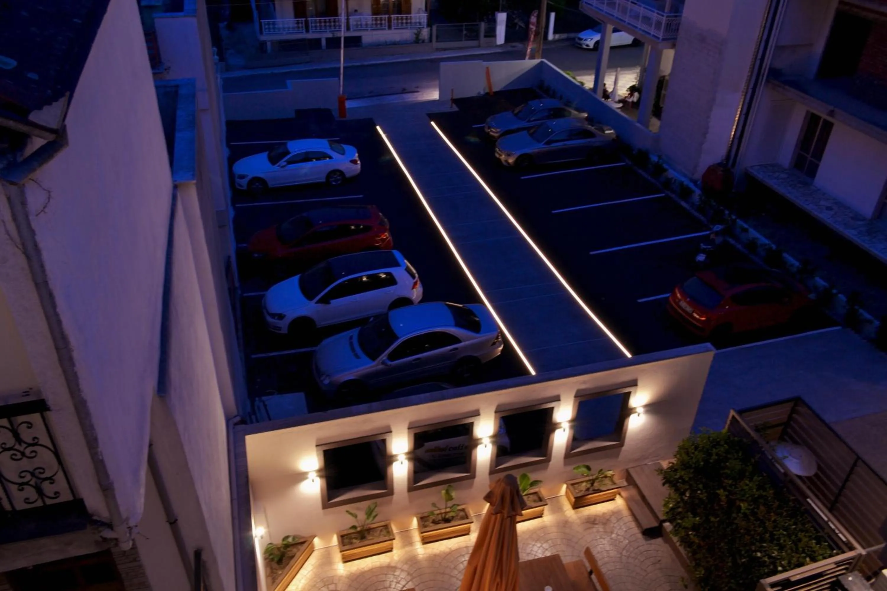 CORYLUS Luxury Rooms & Suites