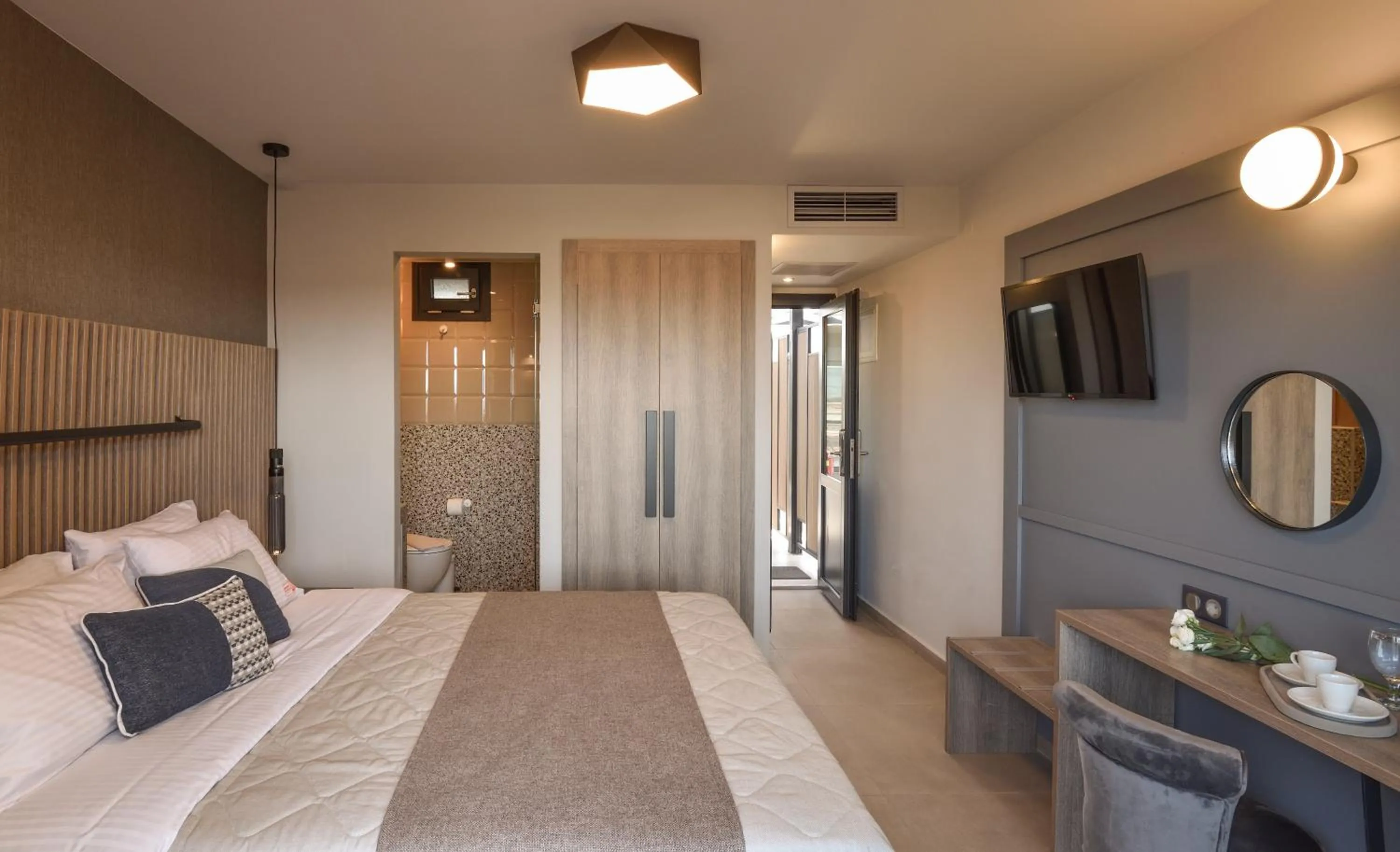 Photo of the whole room, Bed in CORYLUS Luxury Rooms & Suites