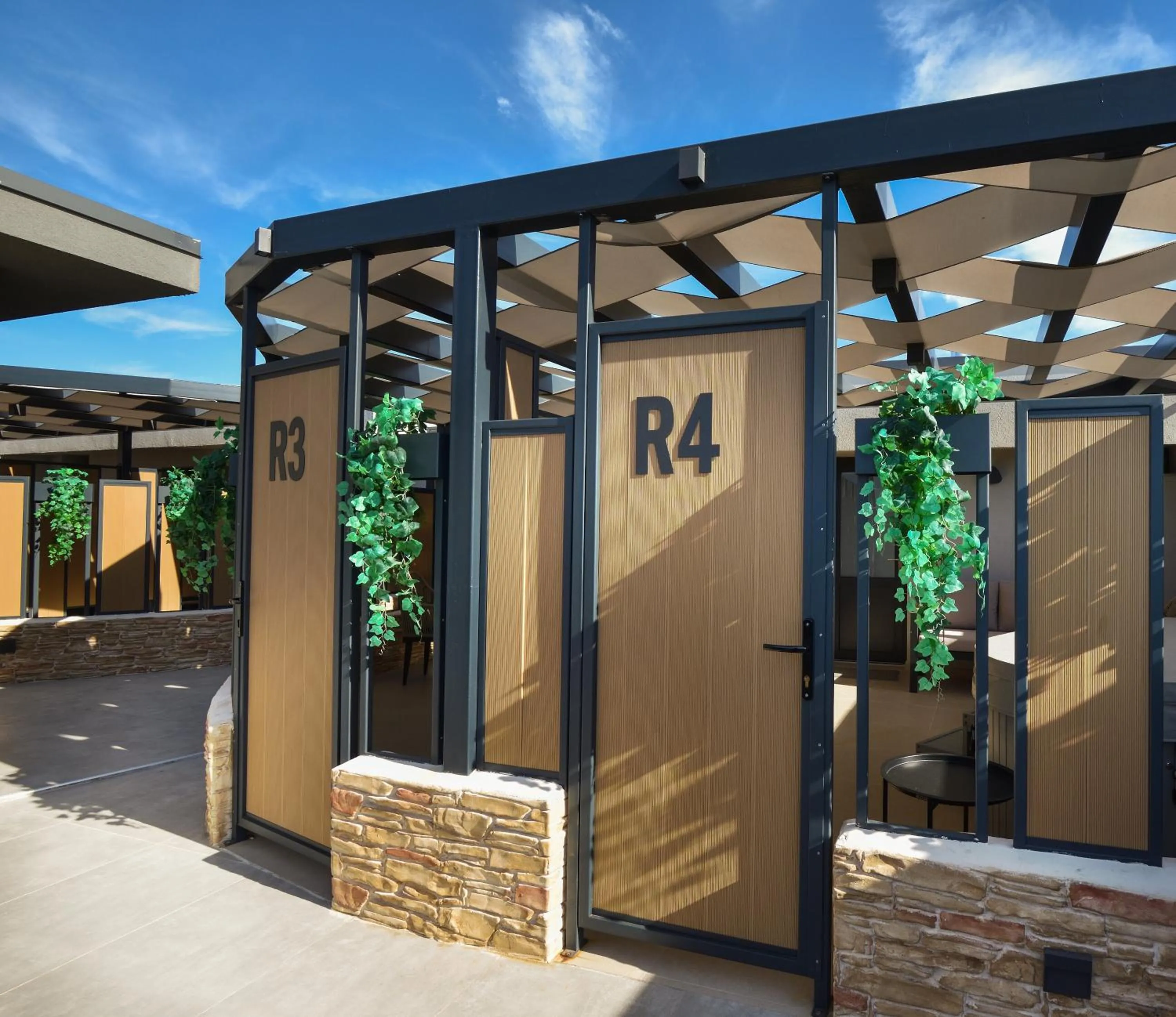 Day in CORYLUS Luxury Rooms & Suites