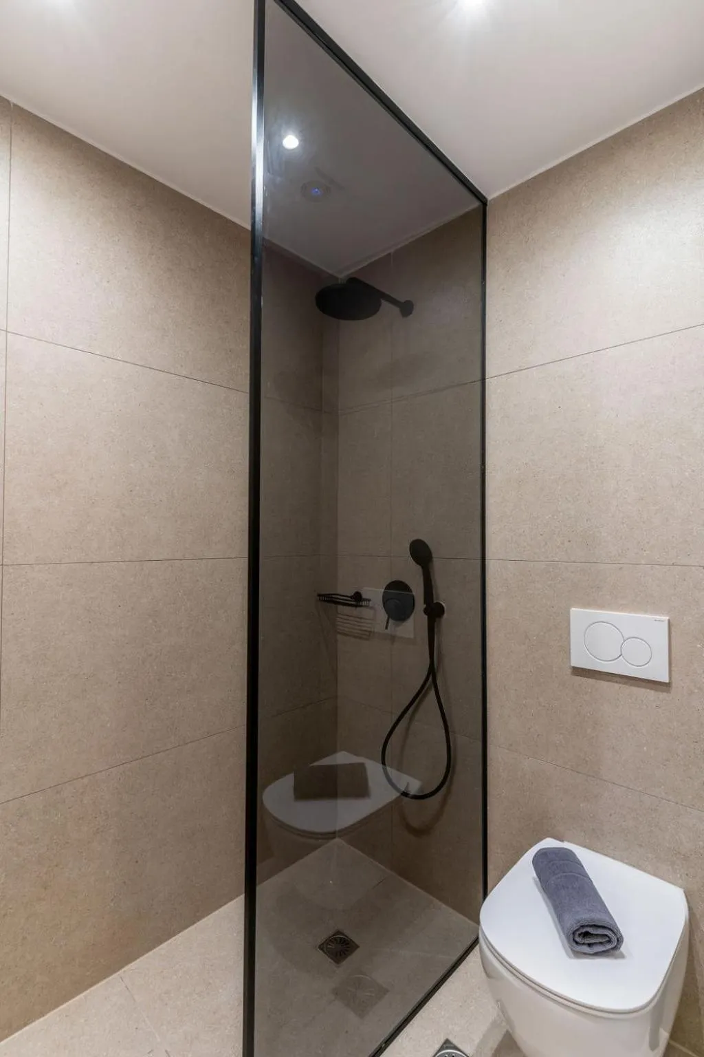 Shower in Hotel Eucalyptus