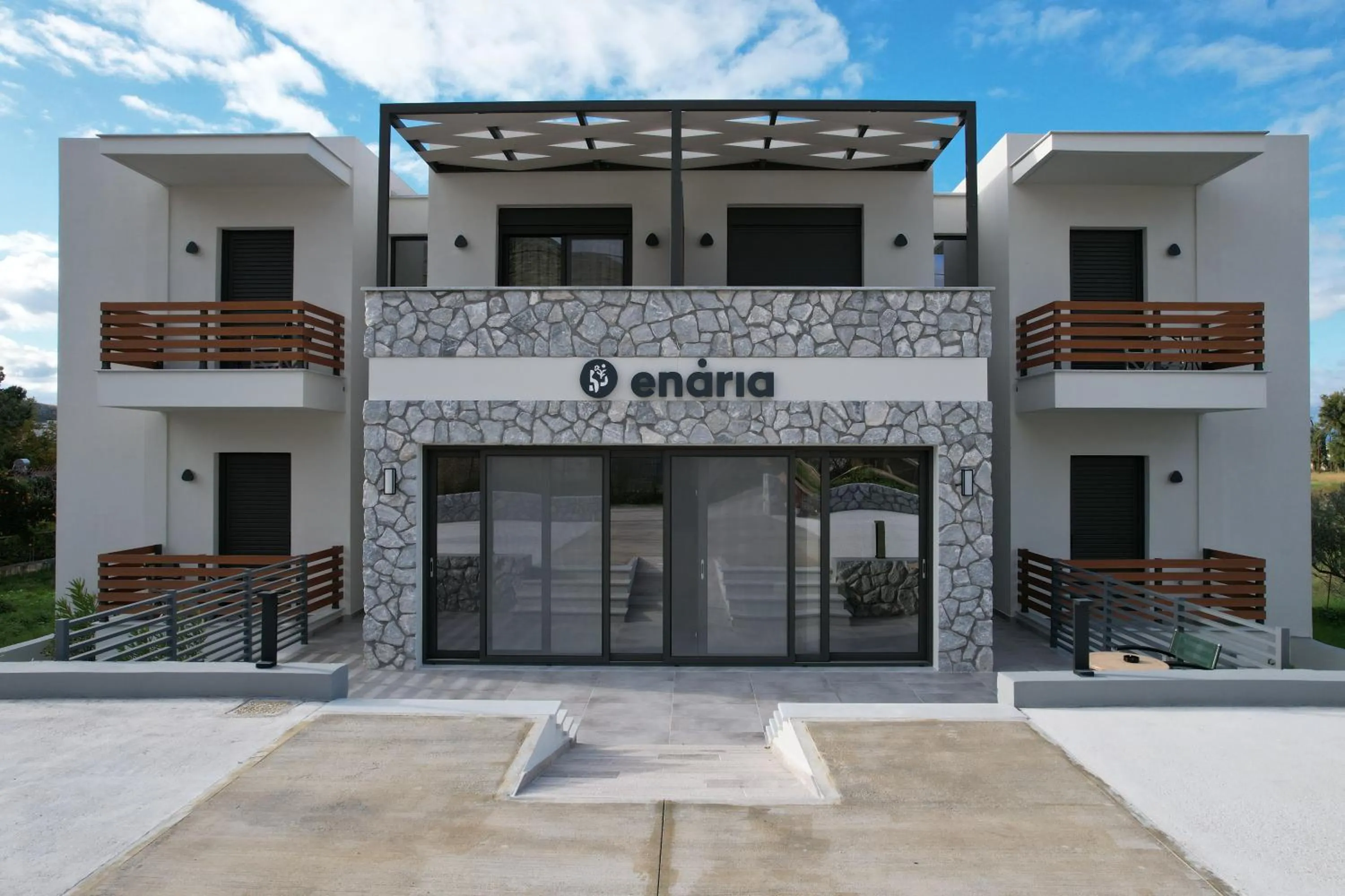 Property building in ENARIA