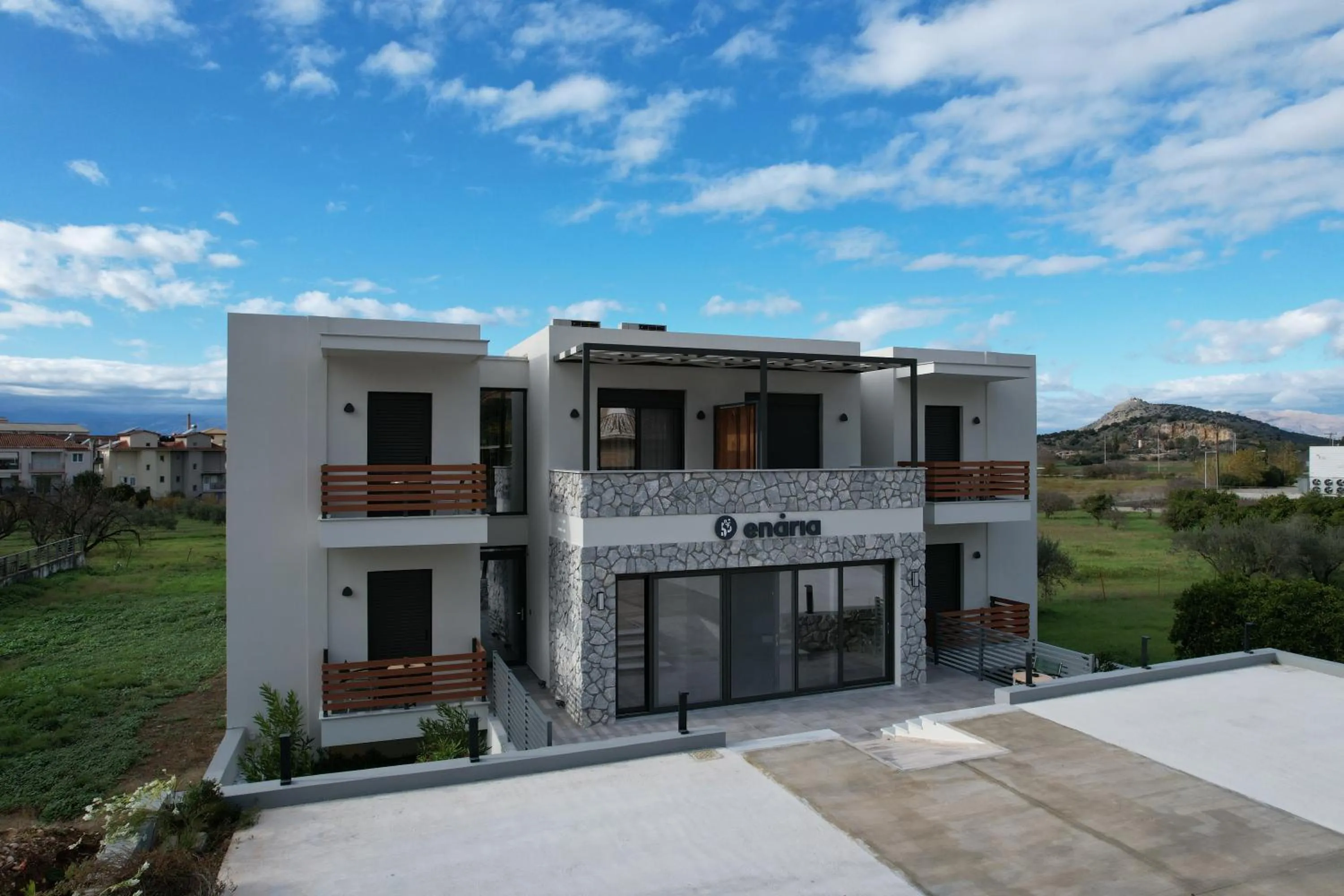 Property building in ENARIA