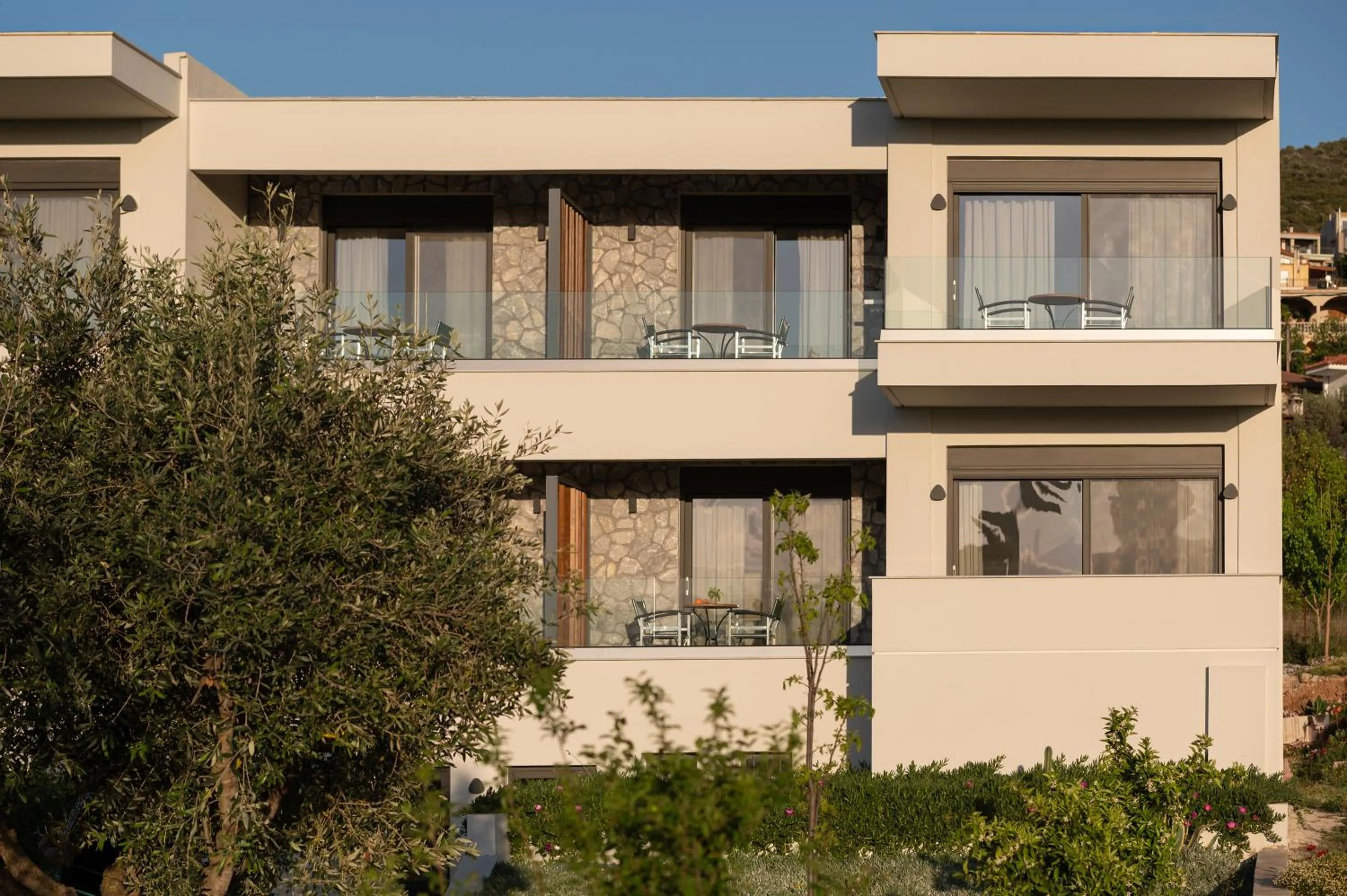 Property building in ENARIA