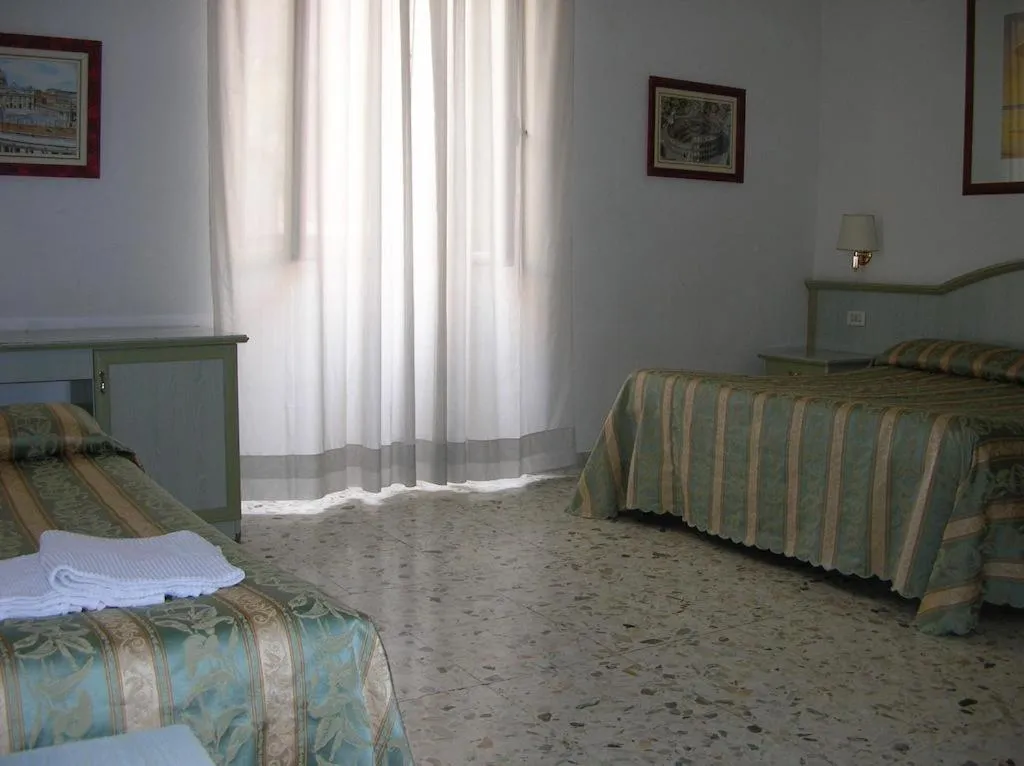 Bed in Gioia Guest House