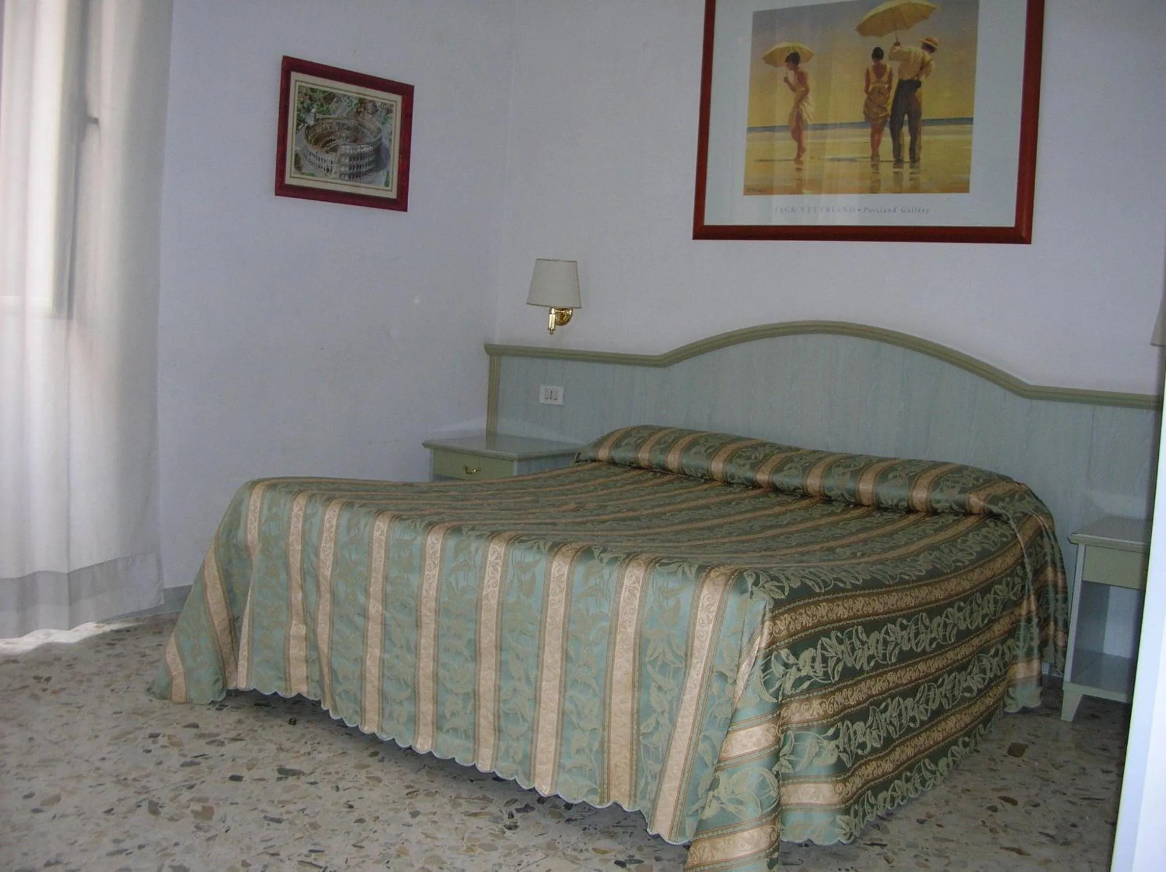 Bed in Gioia Guest House