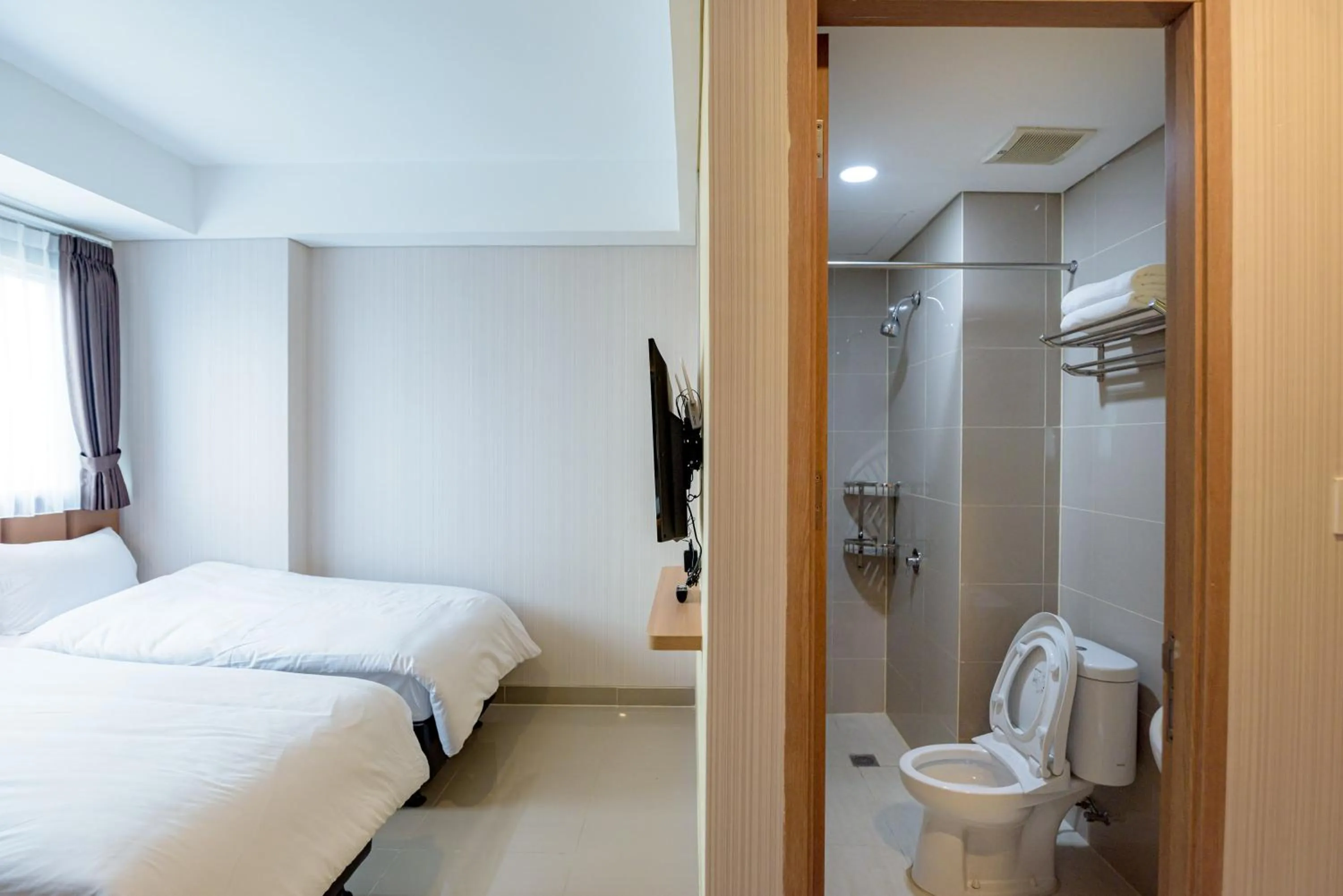 Bedroom, Bed in RedLiving Apartemen B Residence BSD - BE Urban Hotel