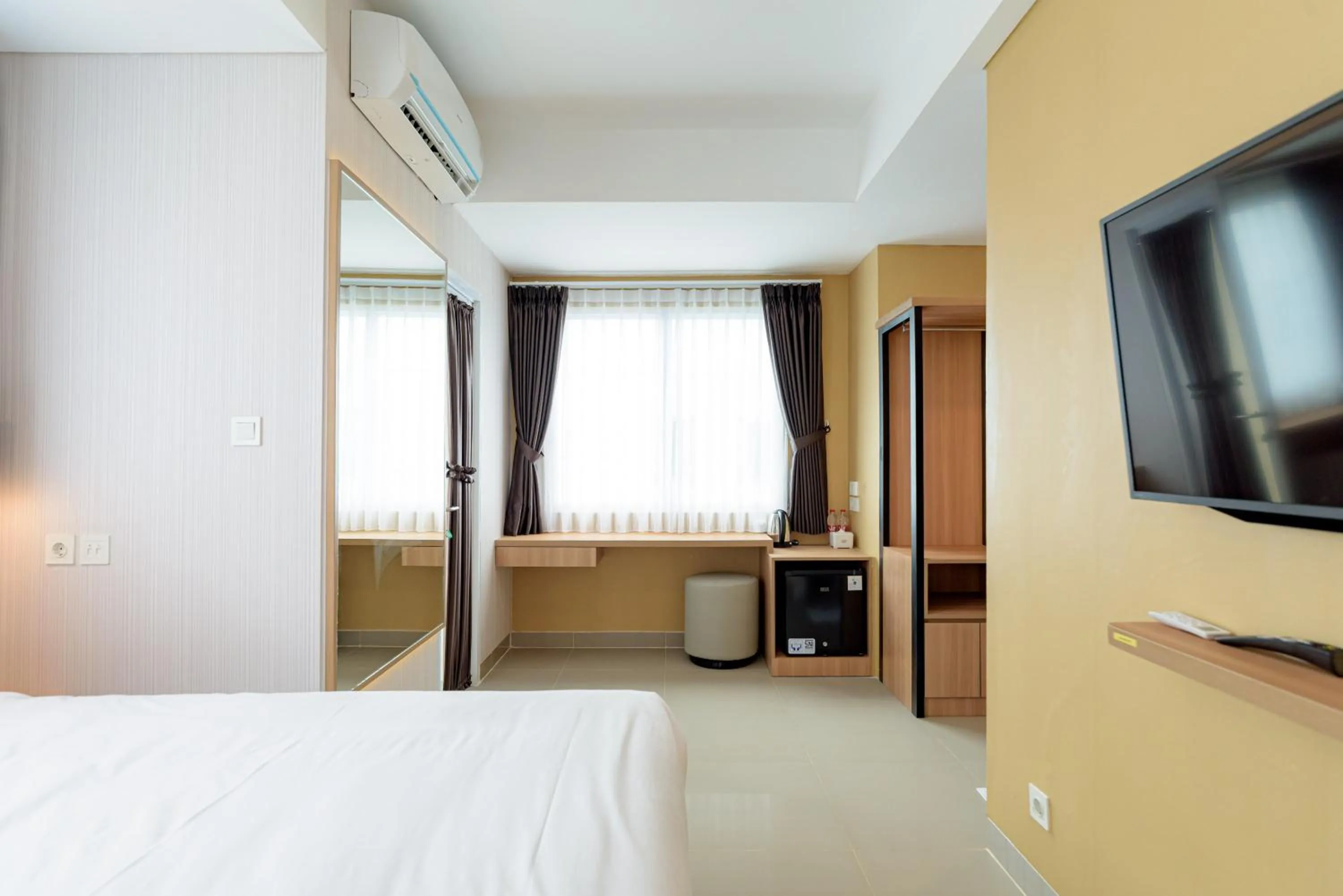 Bedroom, Bed in RedLiving Apartemen B Residence BSD - BE Urban Hotel