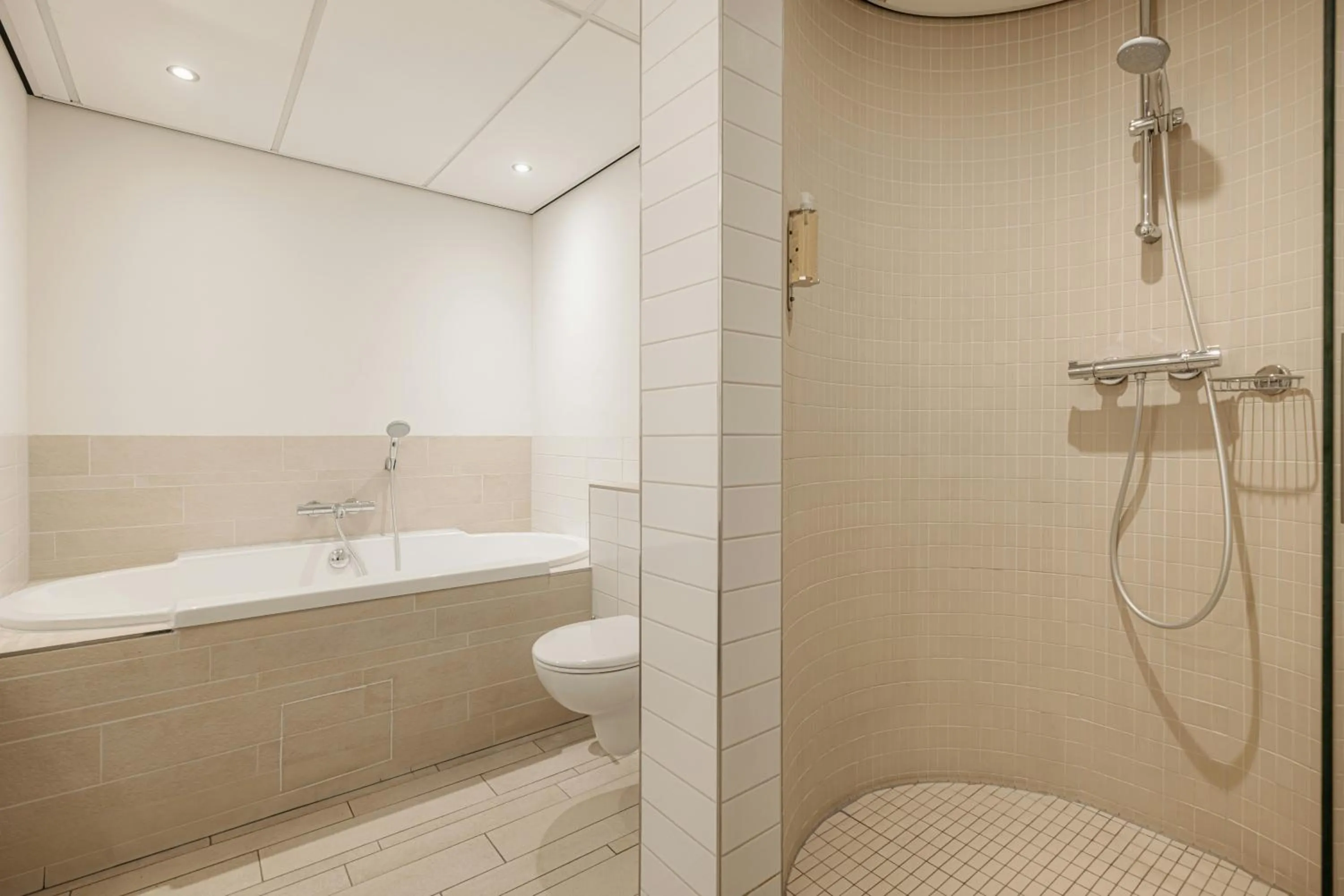 Bathroom in Leonardo Oranje Hotel Leeuwarden