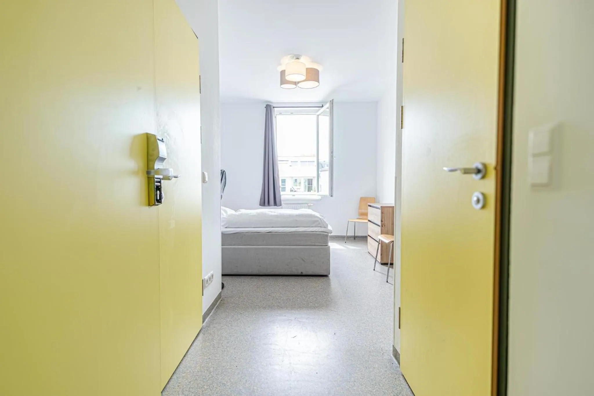 Bed in Hotel Astral Vienna