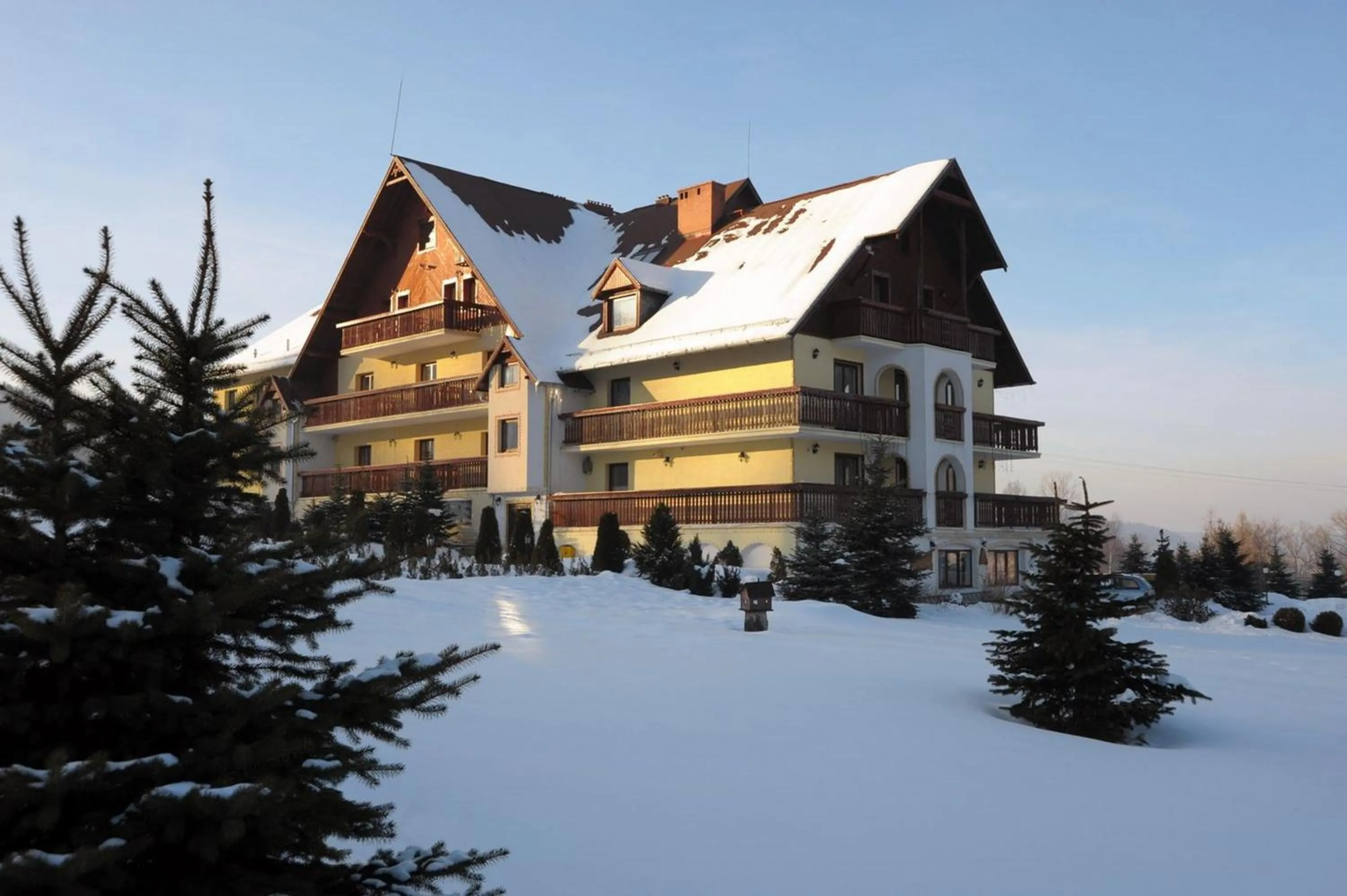Facade/entrance in Gościniec Willa Sandra