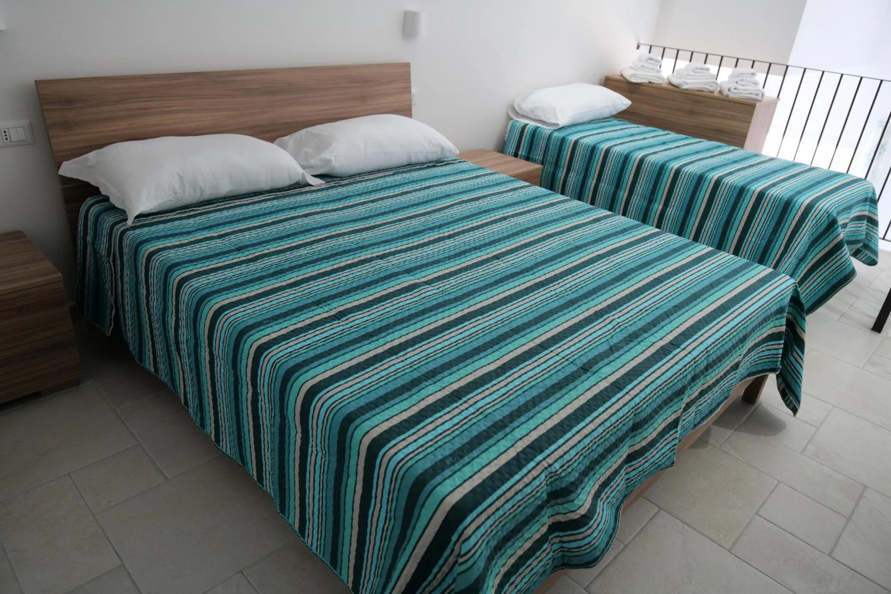 Bed in Antico Palazzo del Corso by Home Dardano