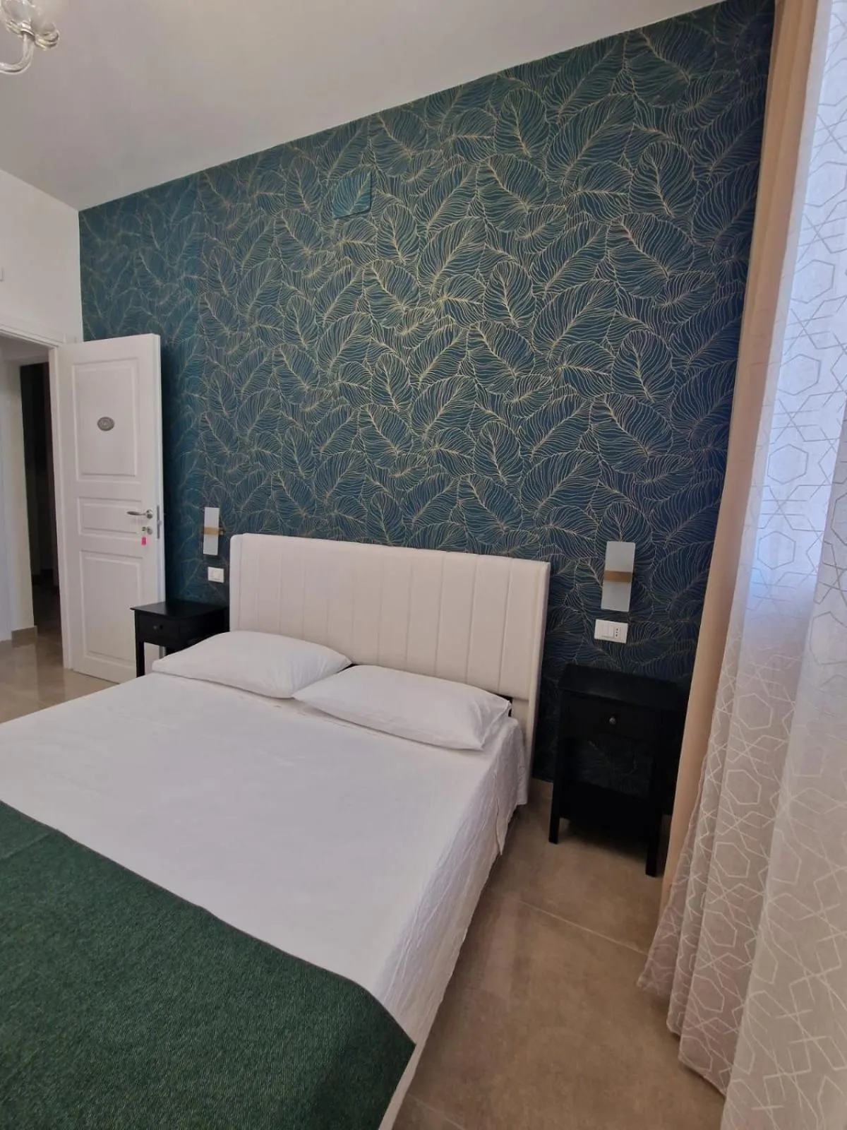 Bed in Antico Palazzo del Corso by Home Dardano