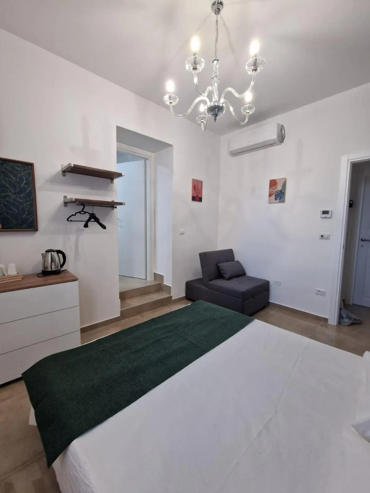 Bed in Antico Palazzo del Corso by Home Dardano