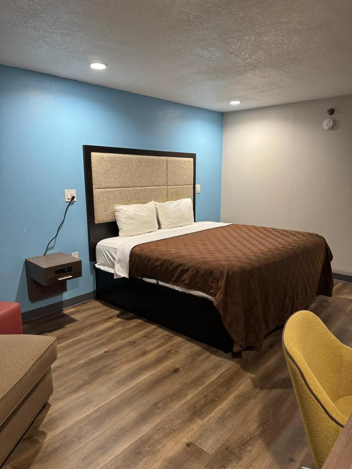 Bed in Executive Inn