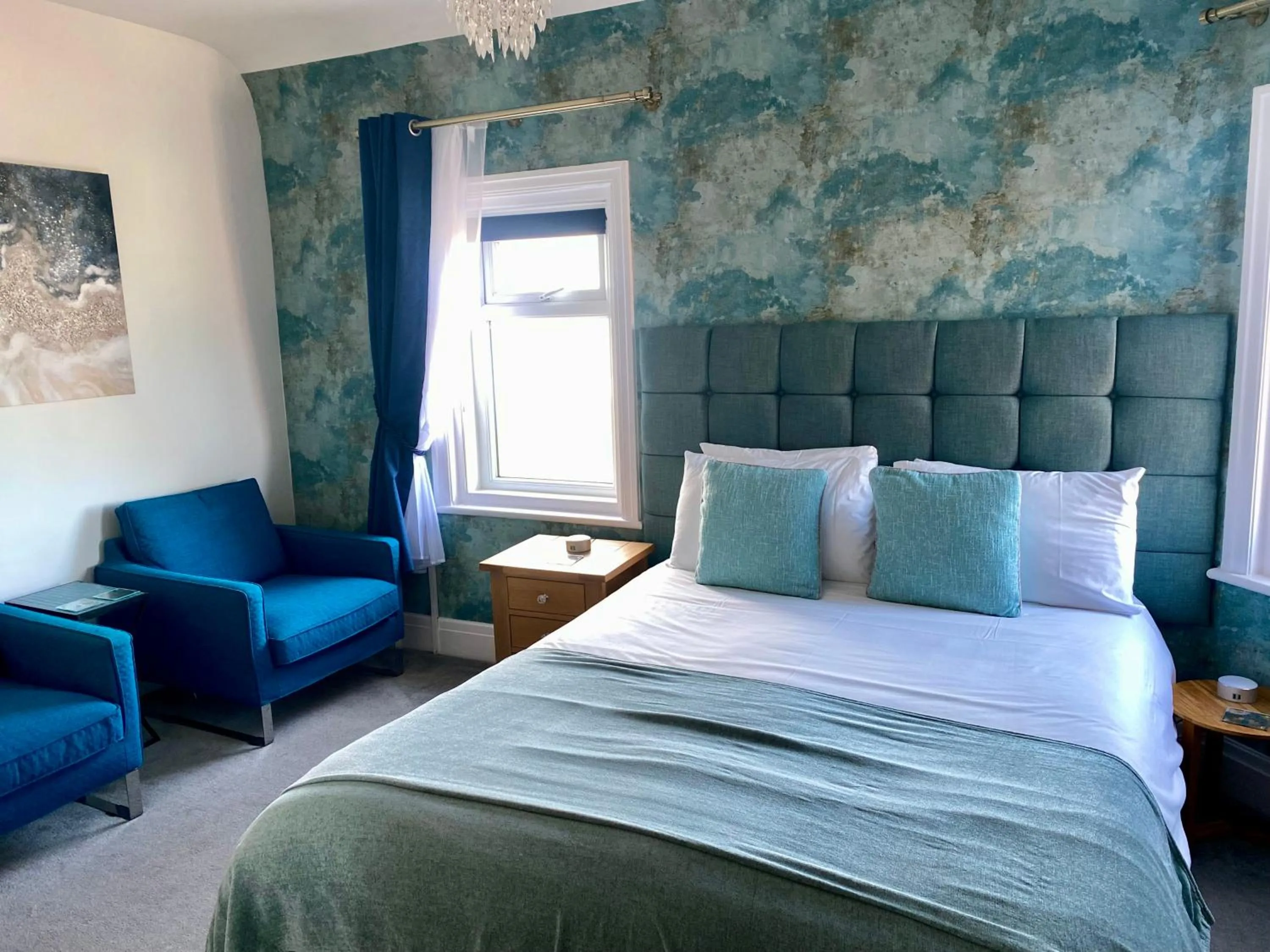 Bed in The Fossil Tree Hotel