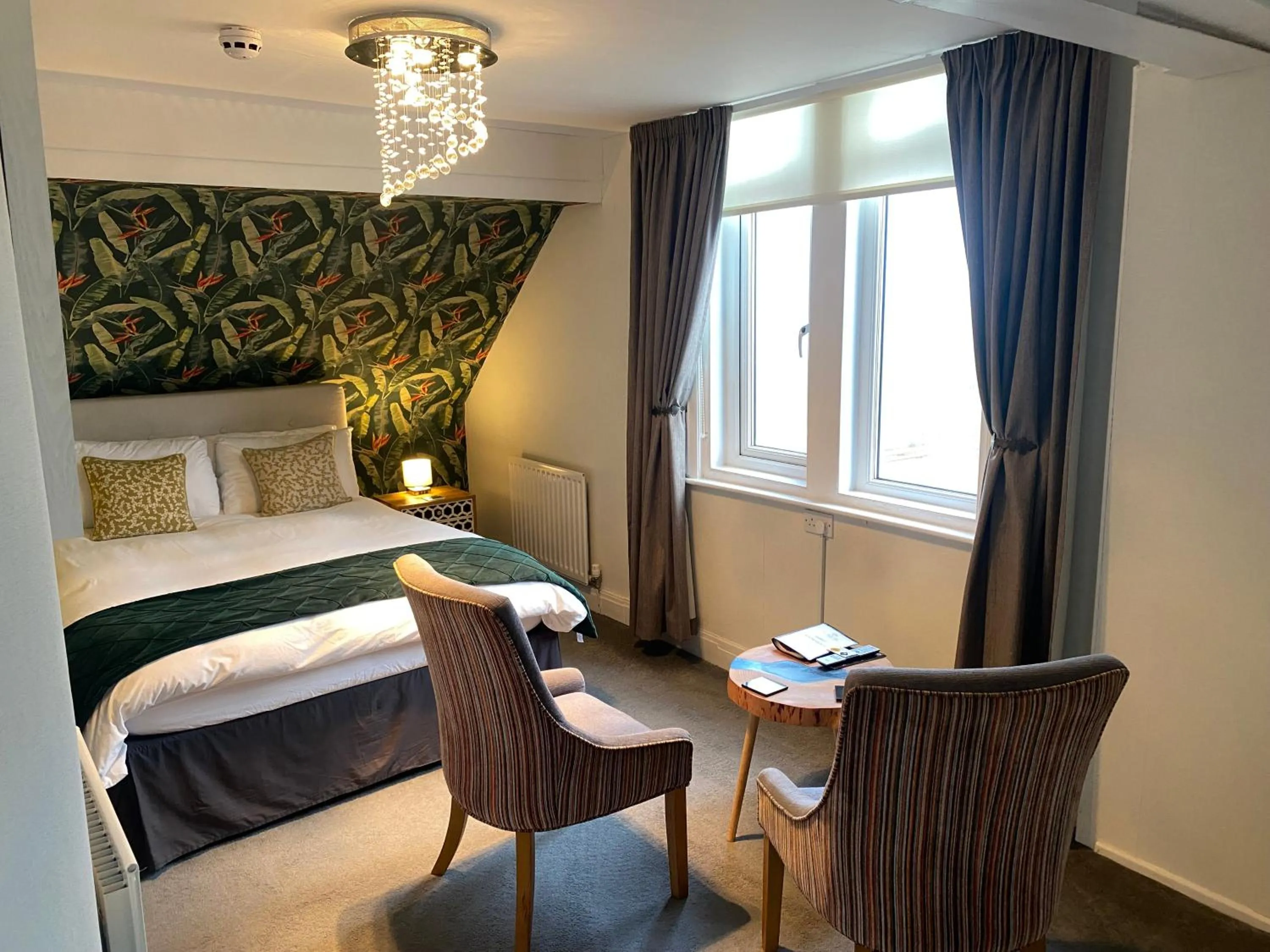 Bedroom, Bed in The Fossil Tree Hotel