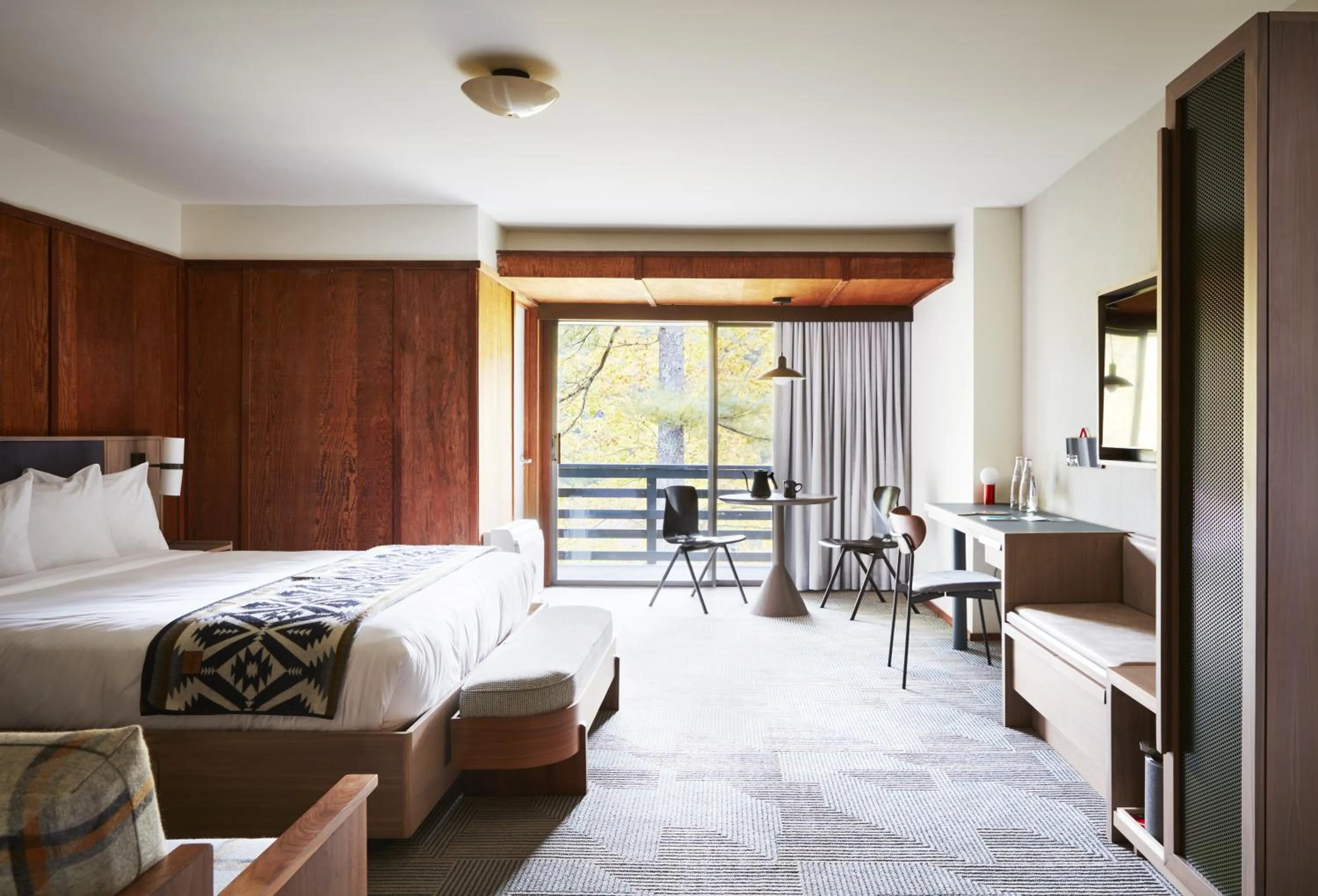 Bed in Skyline Lodge