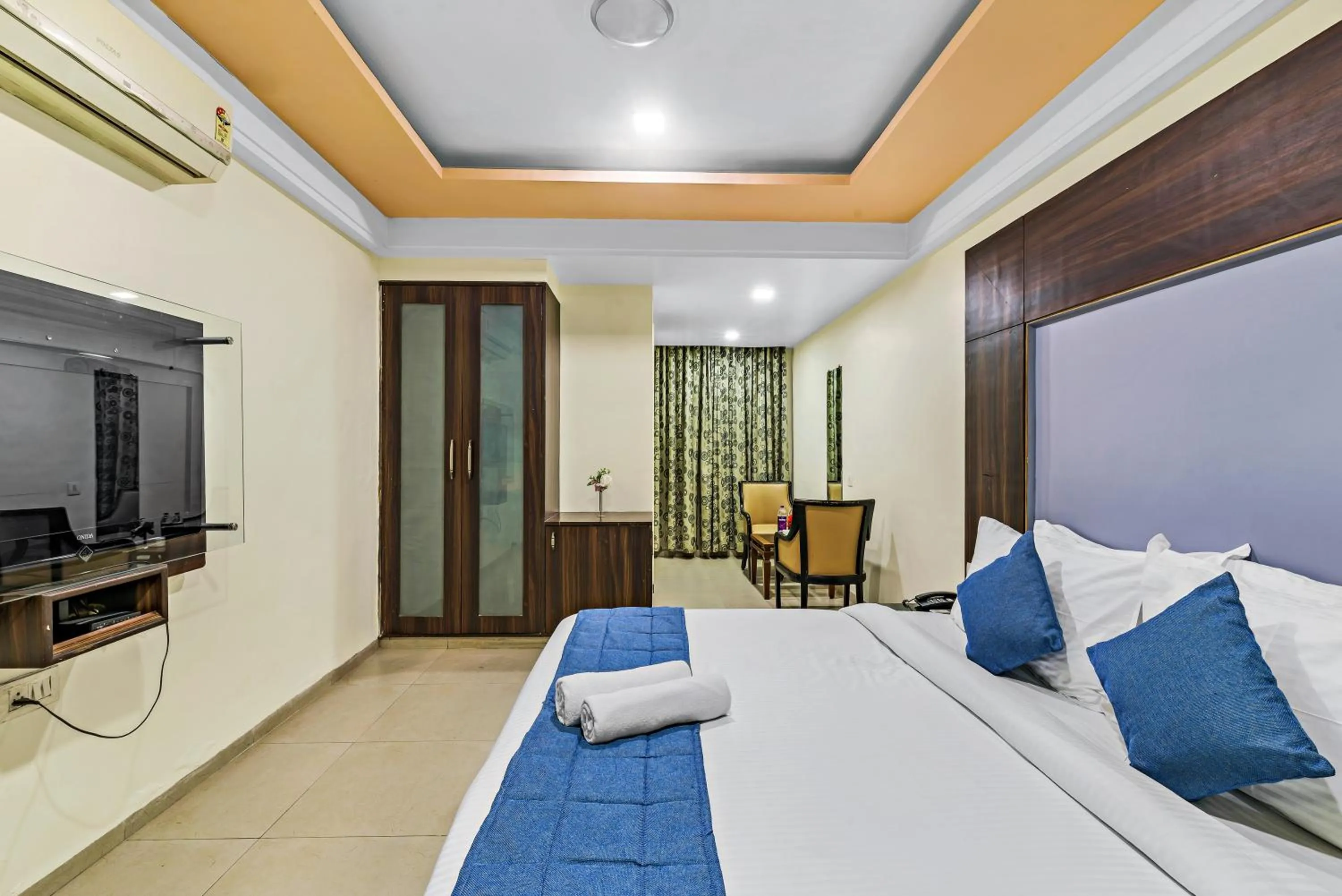 Bed in Krushnai Resort