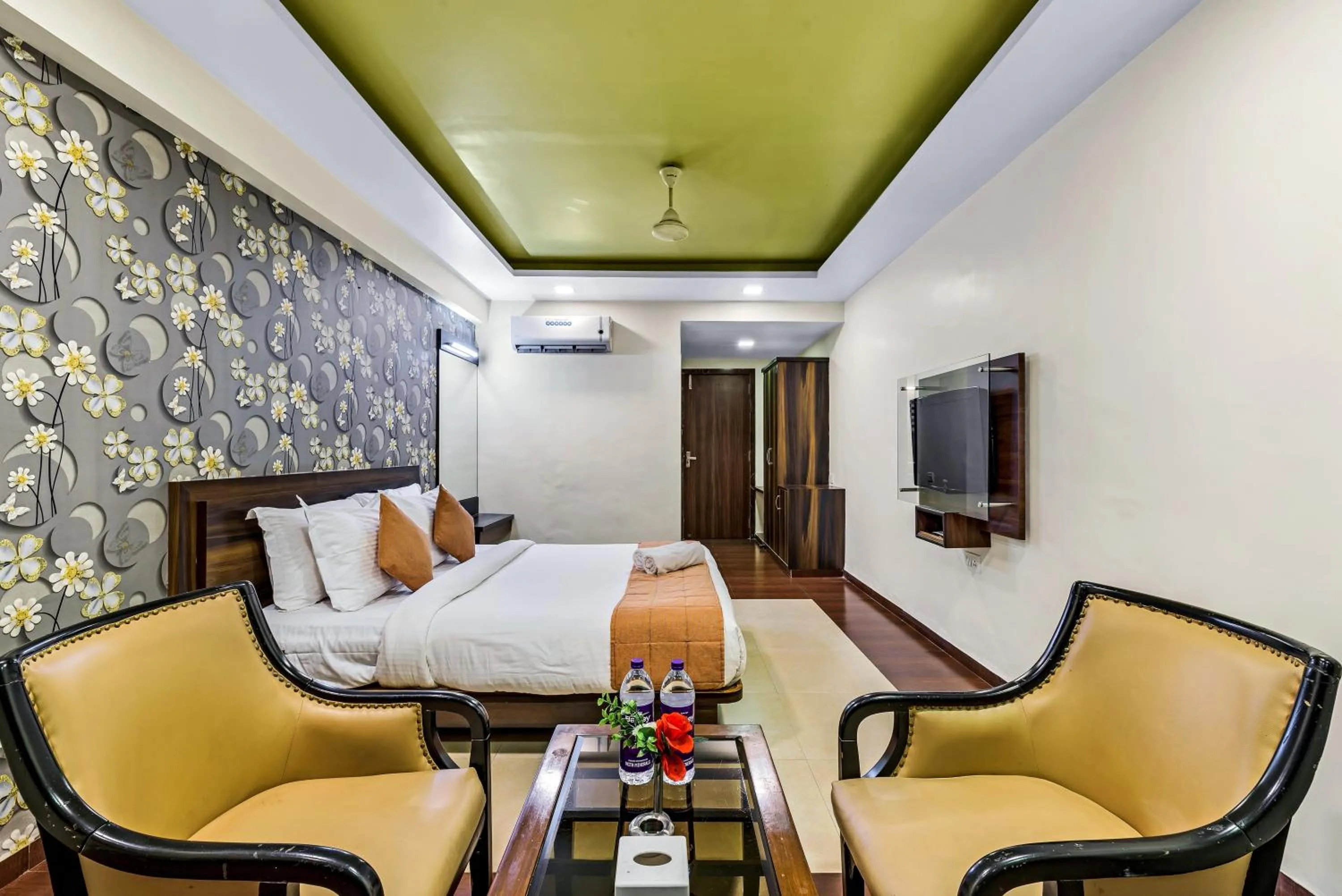 Bed in Krushnai Resort