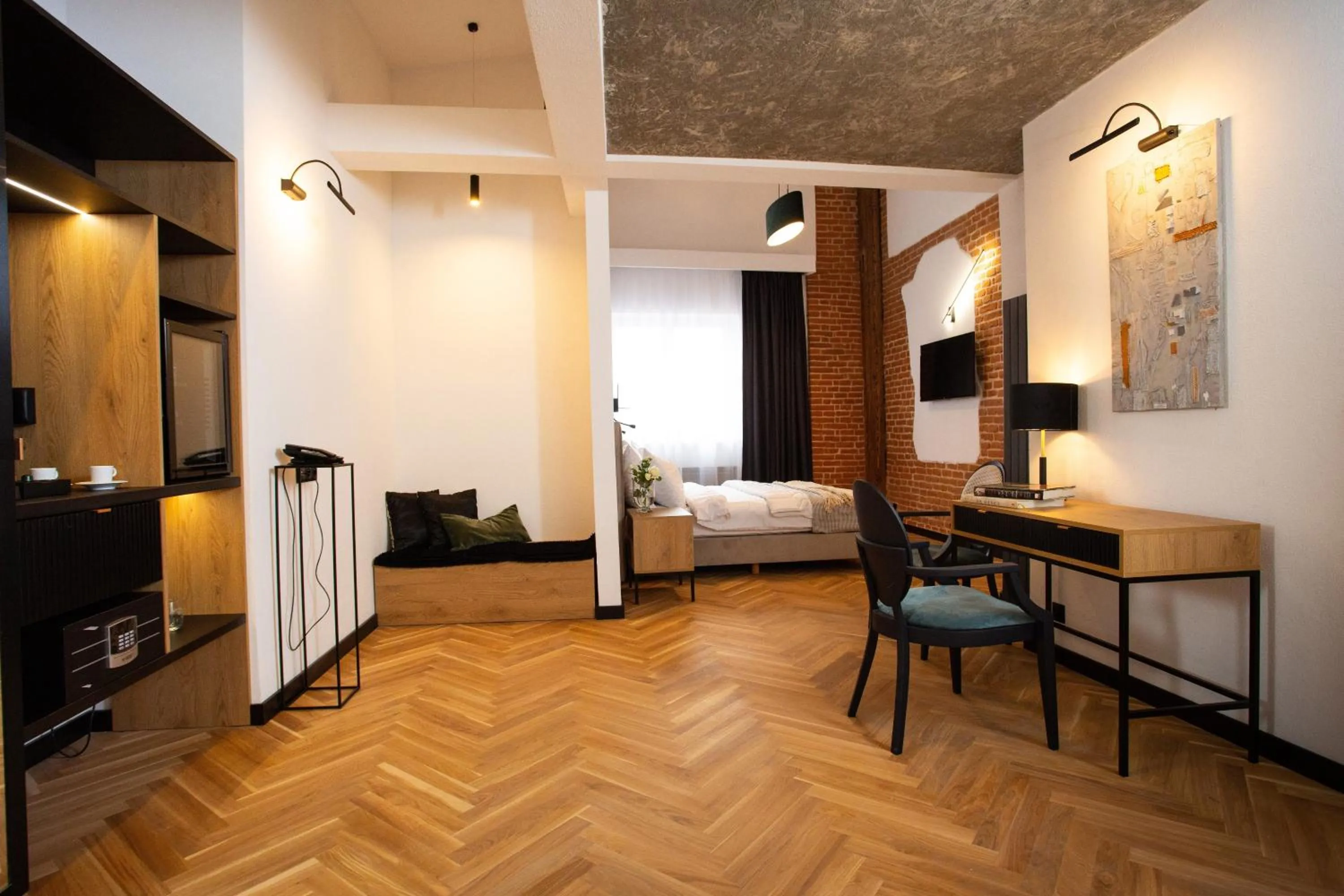 Photo of the whole room in HOTEL TEATR