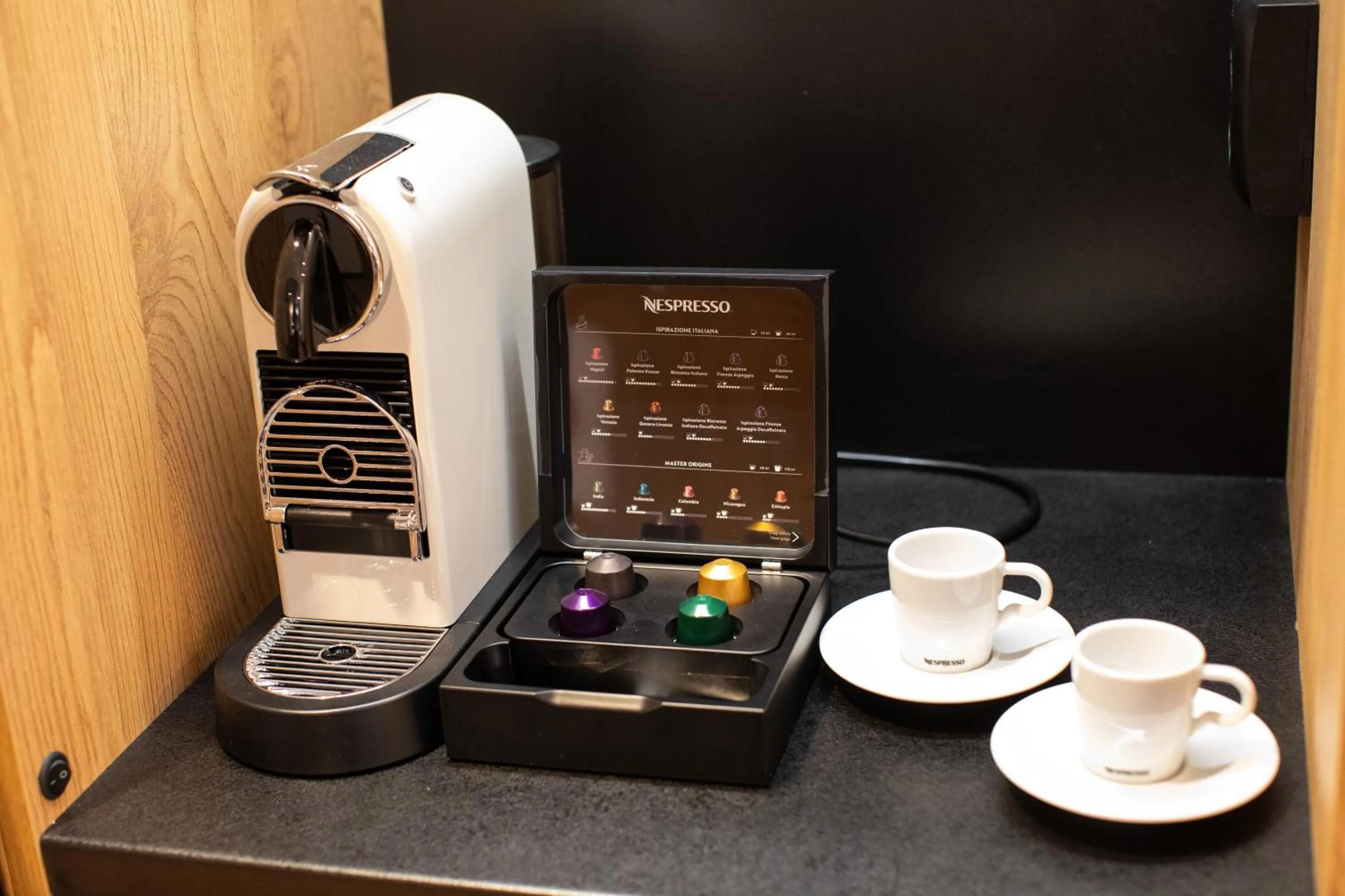 Coffee/tea facilities in HOTEL TEATR