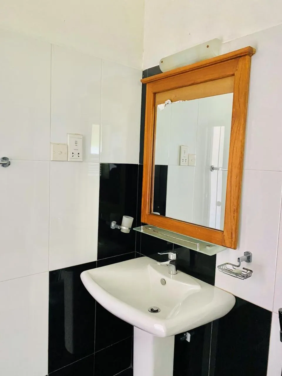 Bathroom in Ceylan Lodge