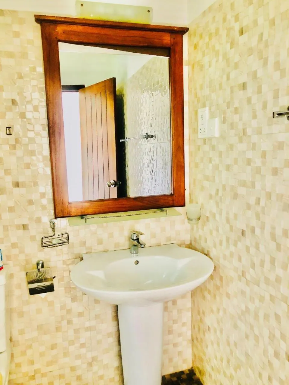 Bathroom in Ceylan Lodge