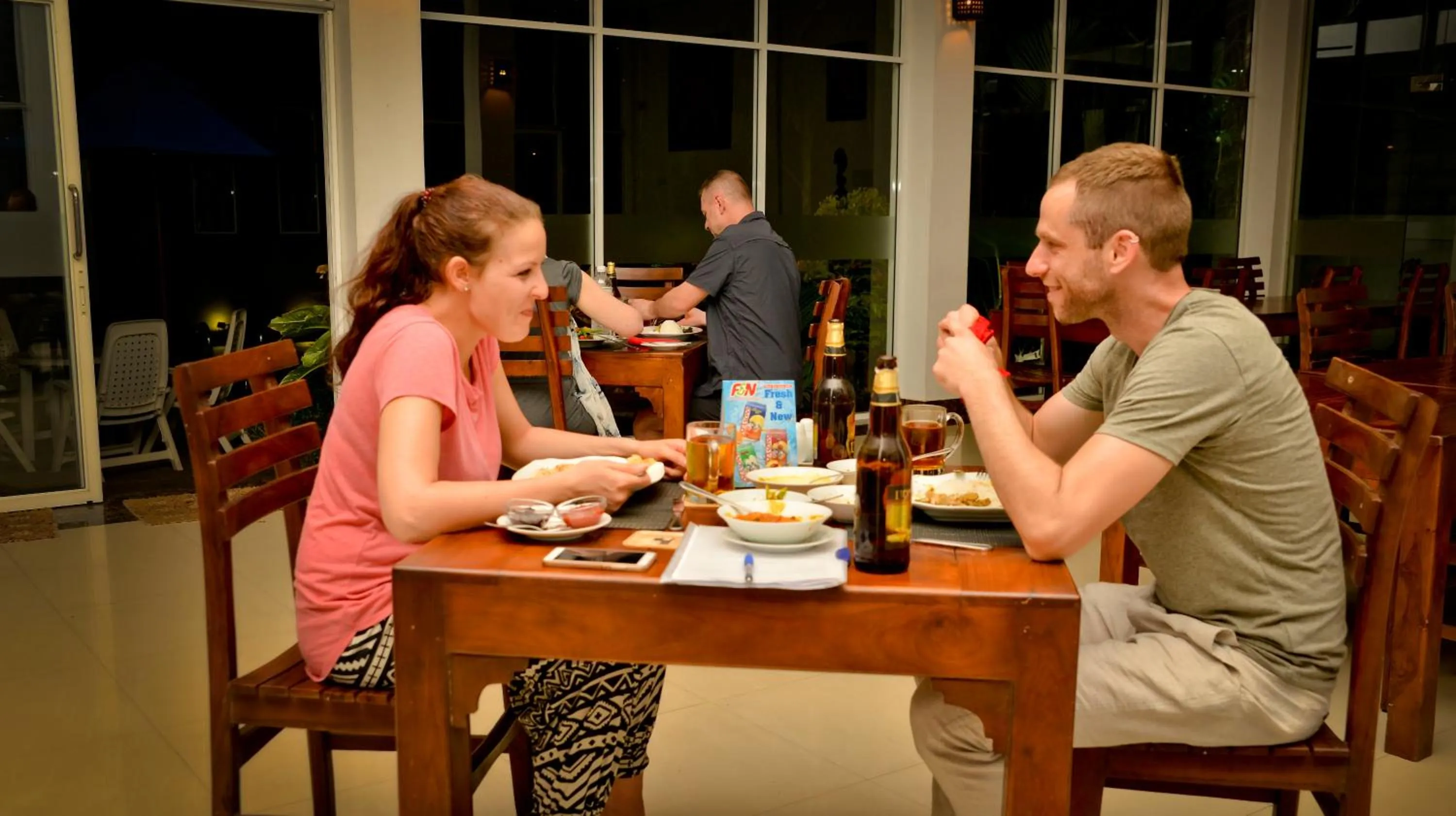 group of guests in Ceylan Lodge