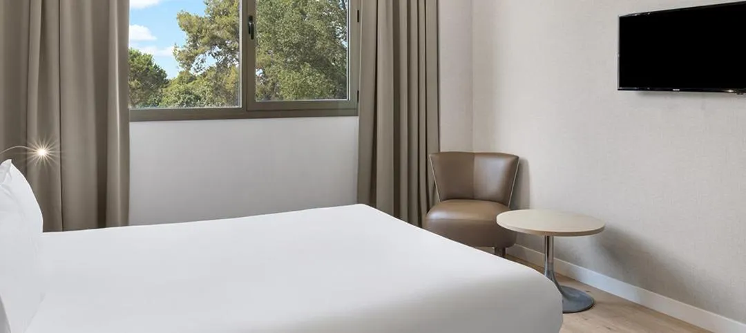 Bed in B&B HOTEL Barcelona Sant Cugat