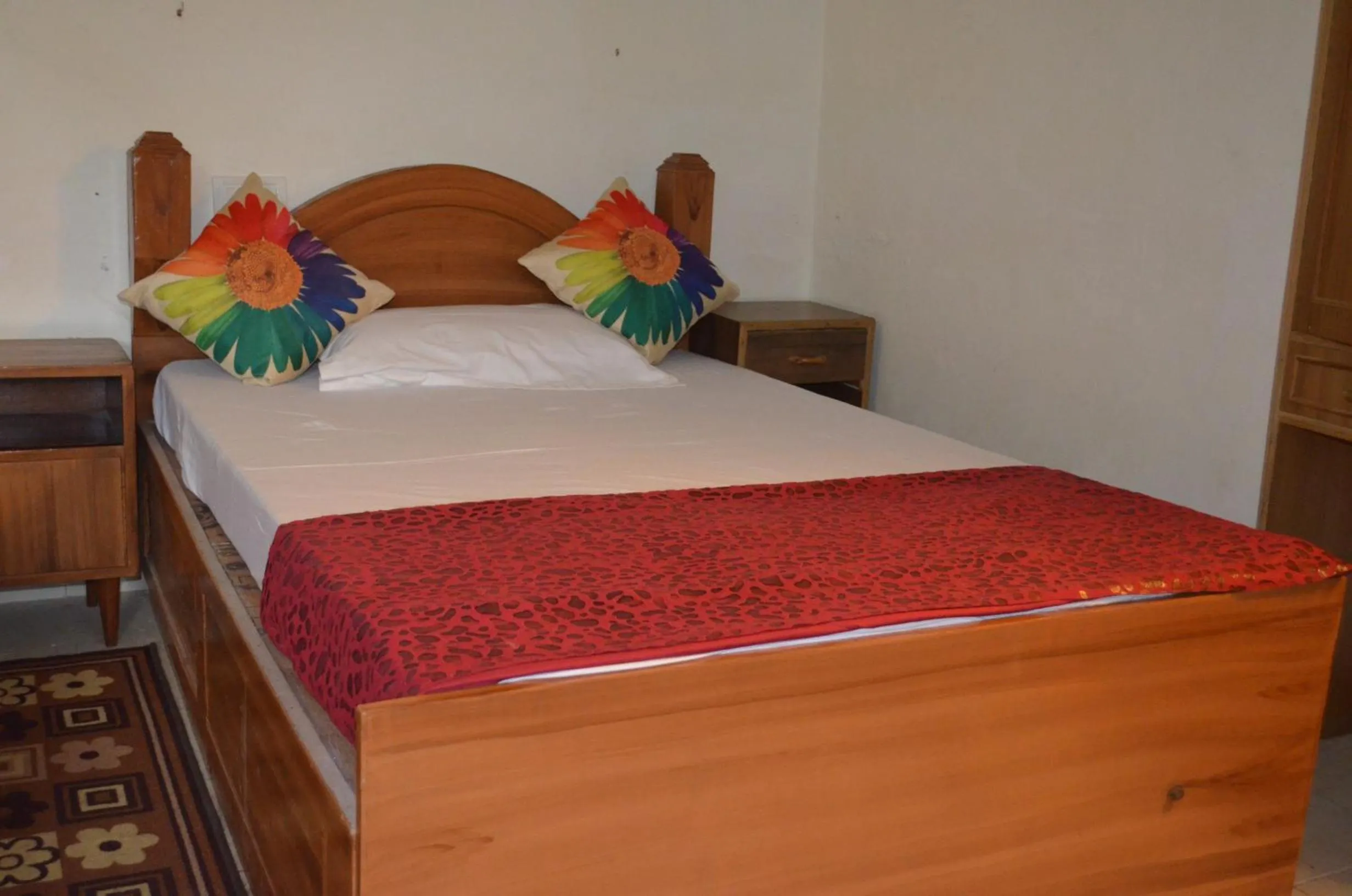 Bed in Hotel Centre Point Resorts Palampur