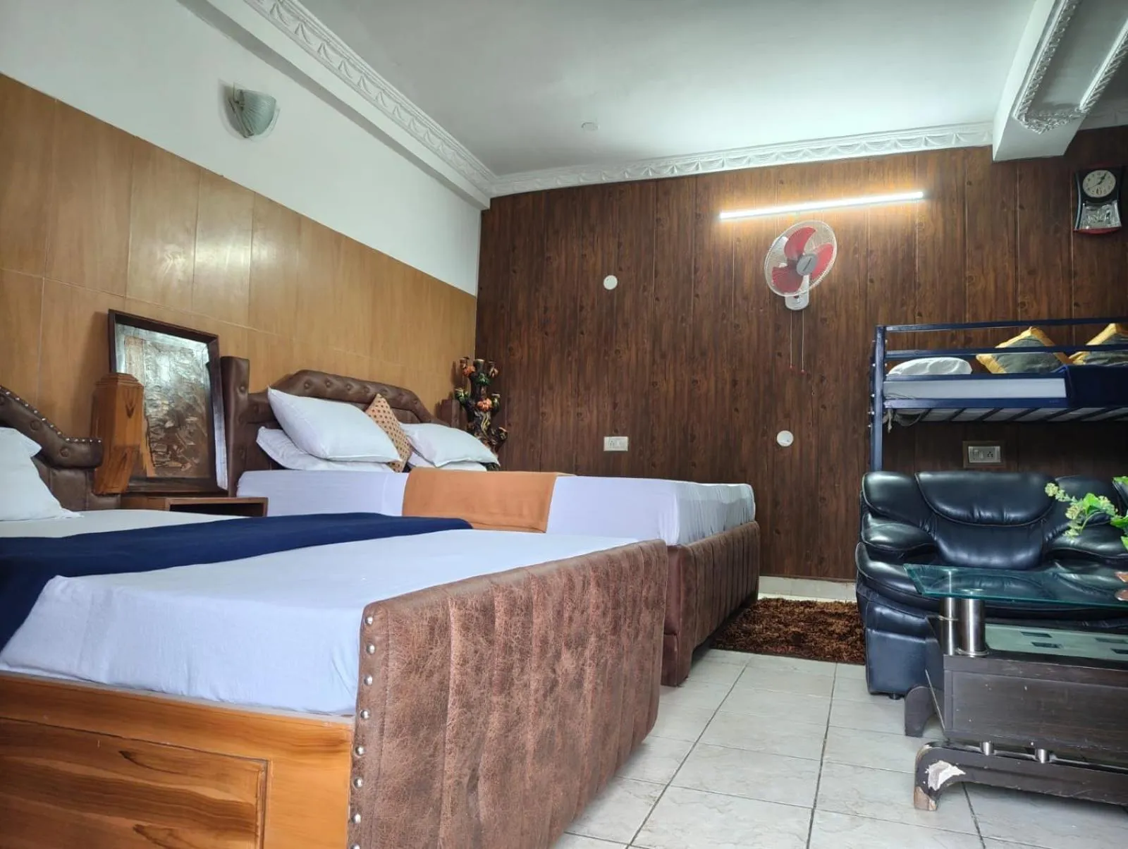 Bed in Hotel Centre Point Resorts Palampur