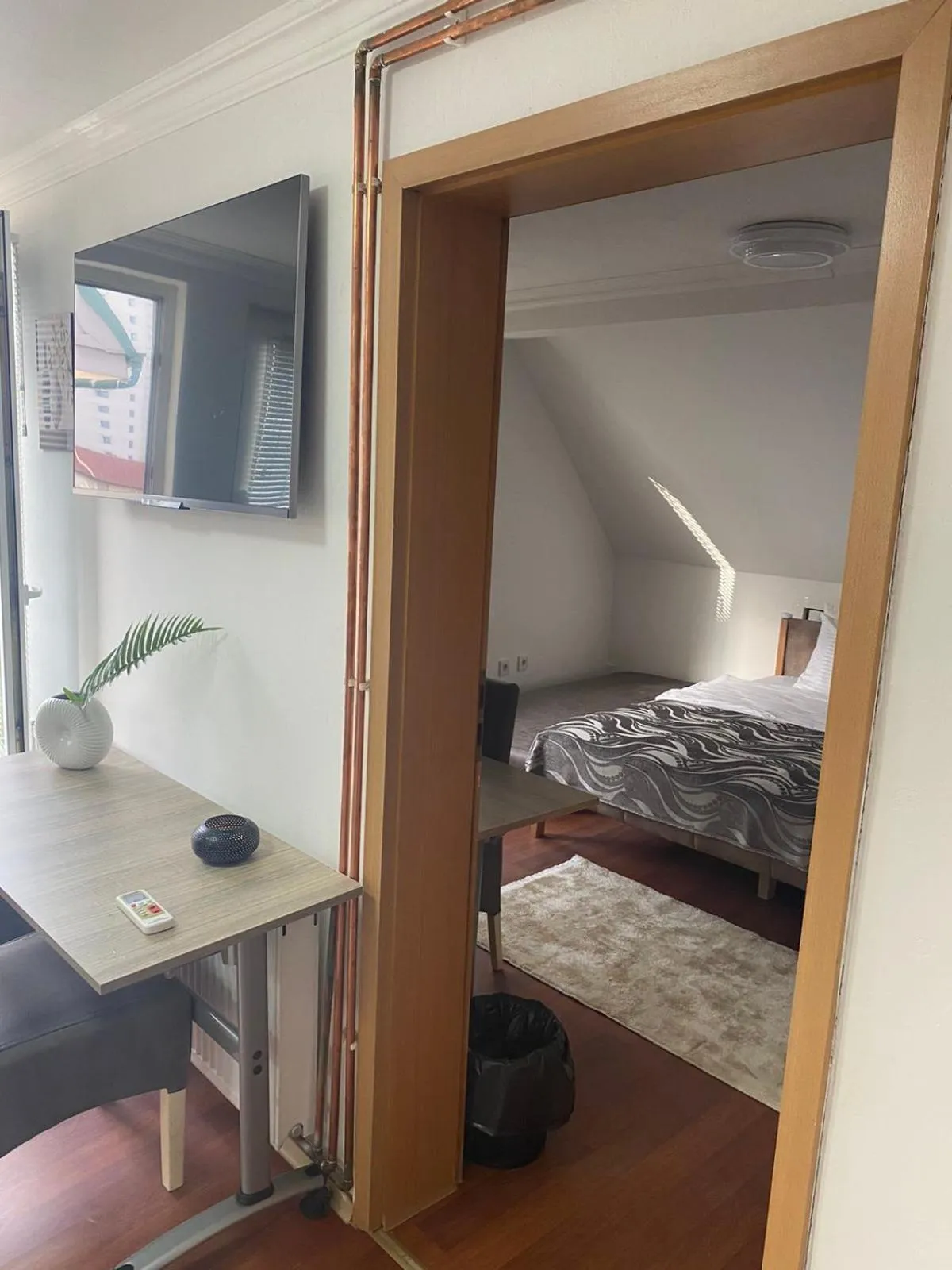 Balcony/Terrace, Bed in Hotel City Rooms Prishtina