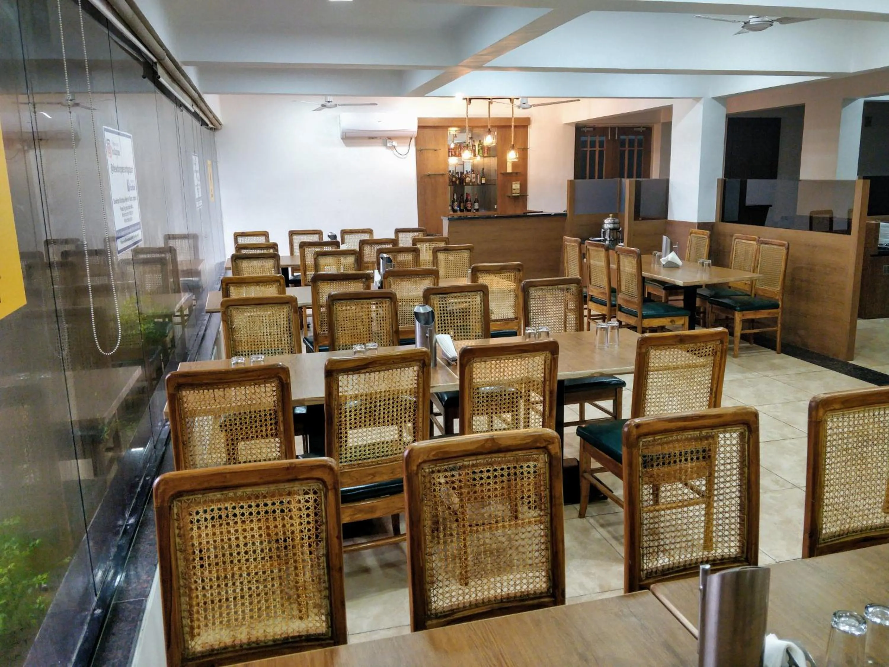 Restaurant/places to eat in Dew Drops Boutique Retreat