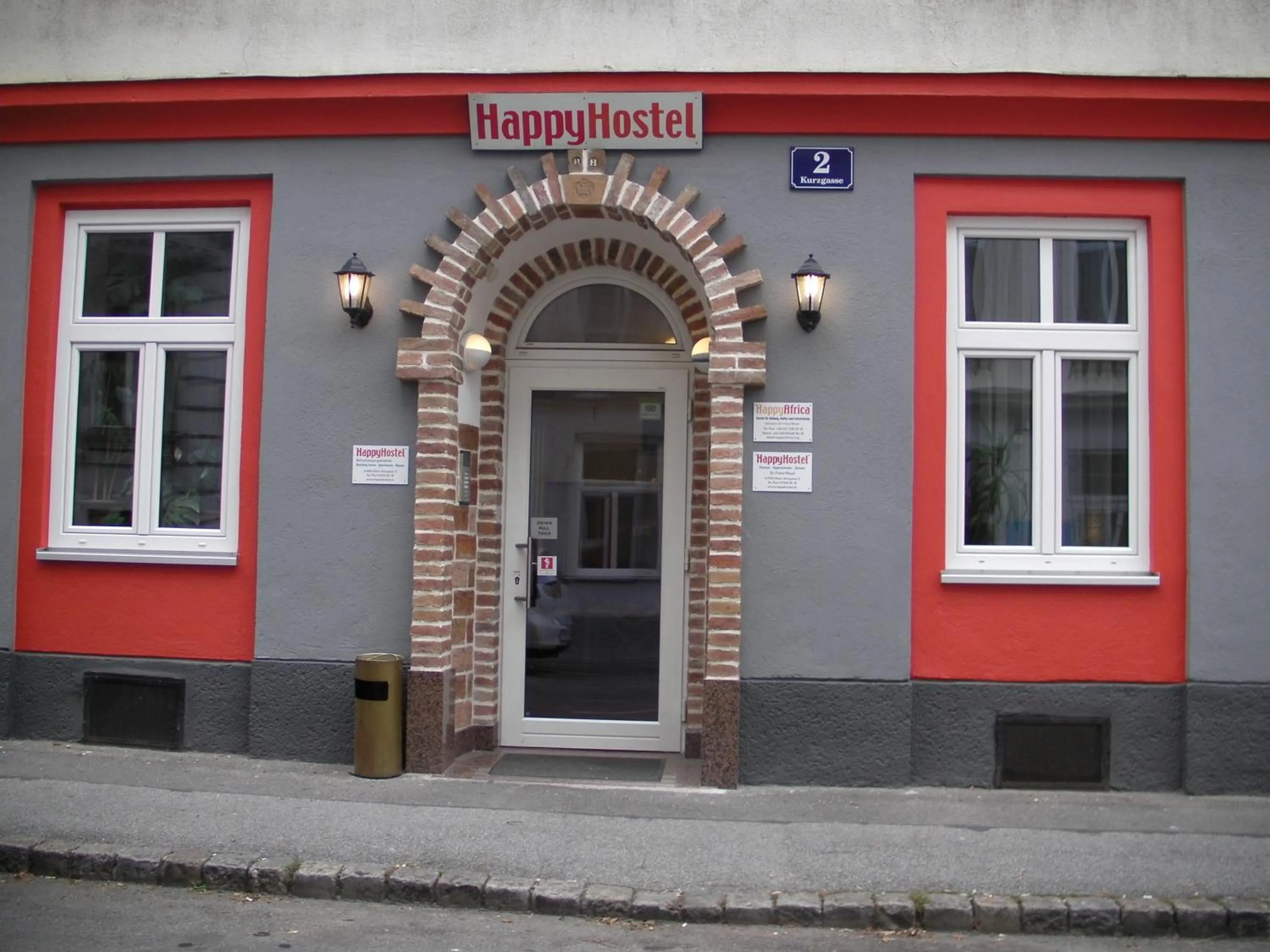 Facade/entrance in HappyHostel