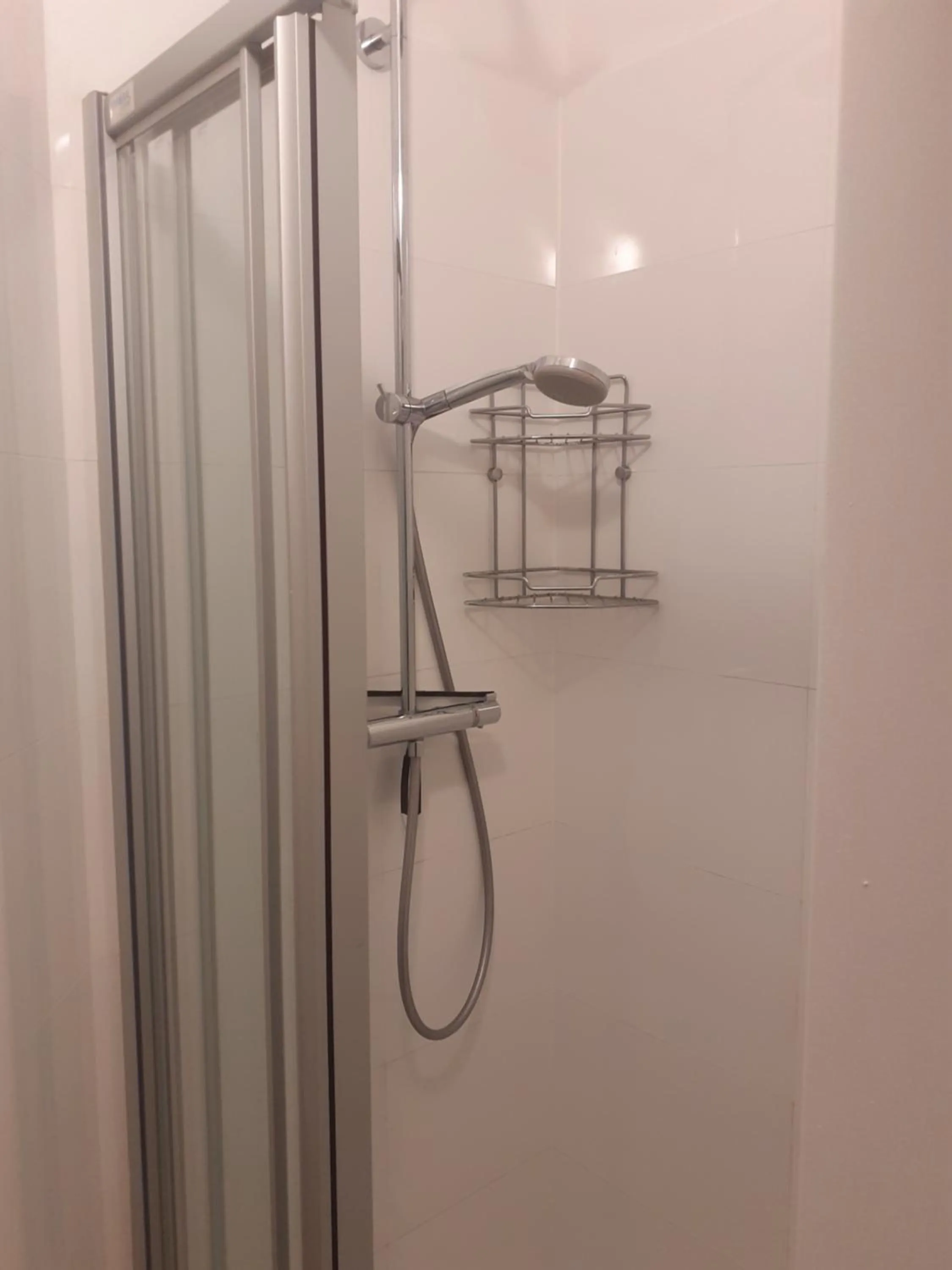 Shower in HappyHostel