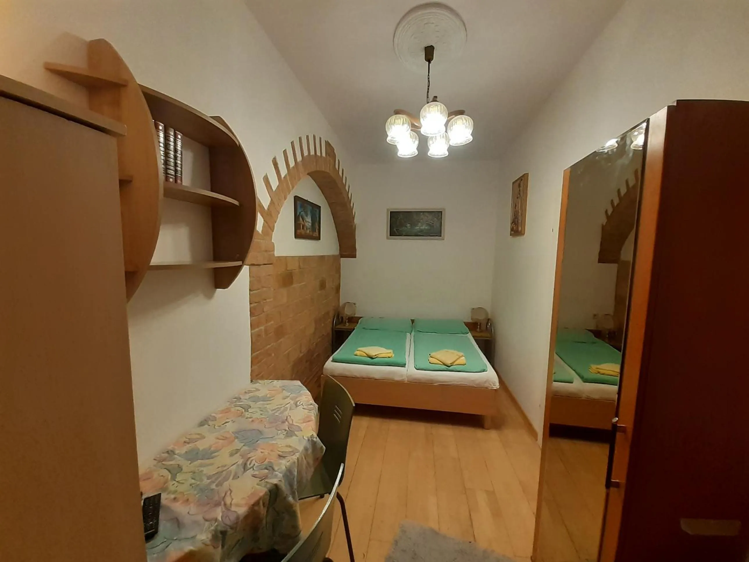 Photo of the whole room, Bed in HappyHostel